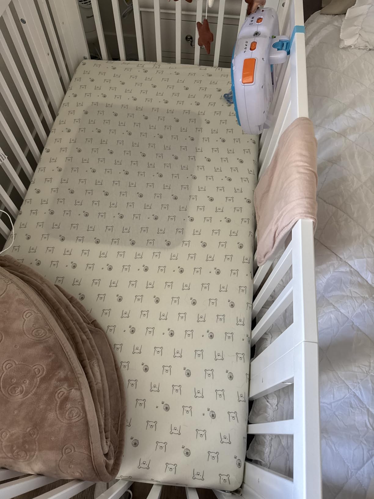 Graco Premium Foam Baby Crib & Toddler Bed Mattress | GREENGUARD Gold Certified, Waterproof, Machine Washable OEKO-TEX Standard 100 Certified Cover, Firm Support, Standard Size customer photo 2