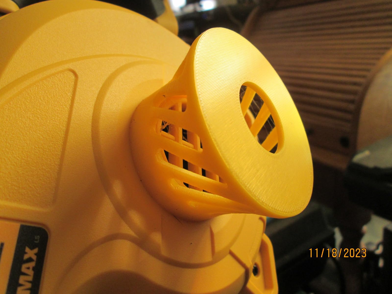 DEWALT 20V MAX Blower, 100 CFM Airflow, Variable Speed Switch, Includes Trigger Lock, Bare Tool Only (DCE100B) customer photo 1