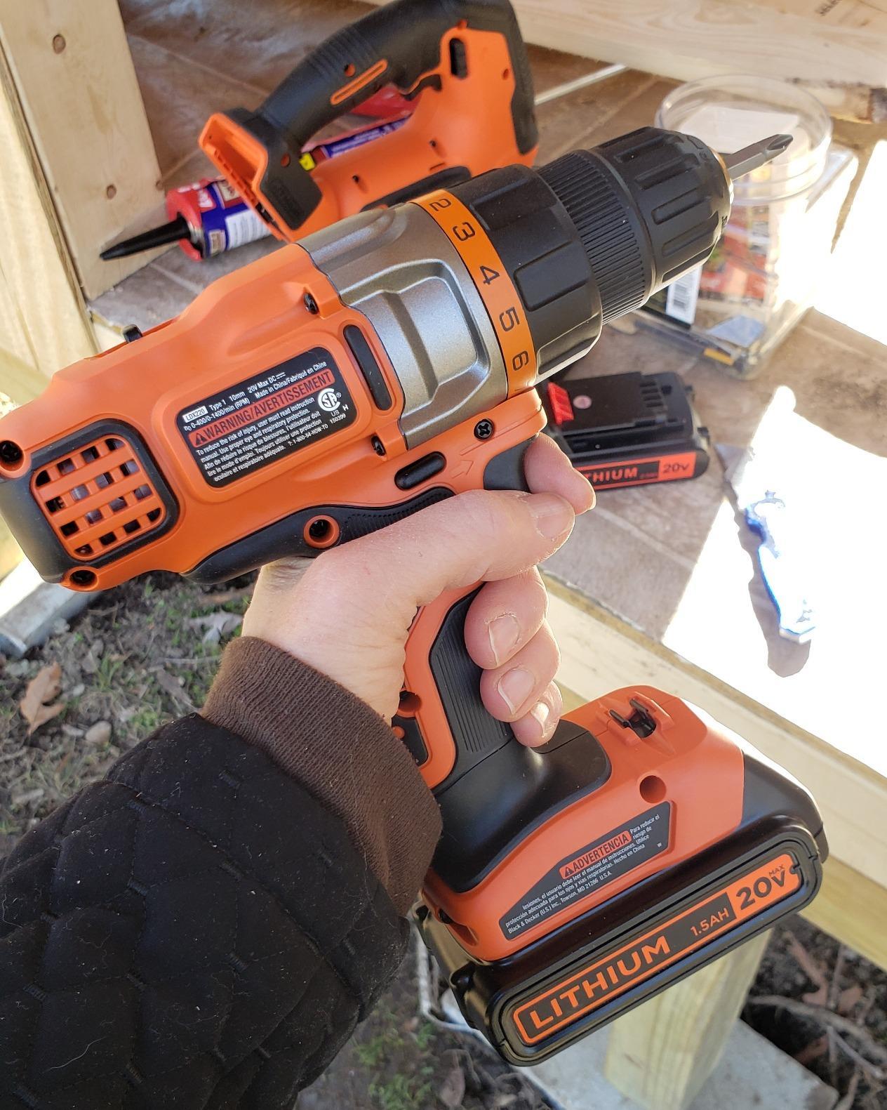 BLACK+DECKER 20V MAX* POWERCONNECT Cordless Jig Saw, Jigsaw Tool Only (BDCJS20B) customer photo 1