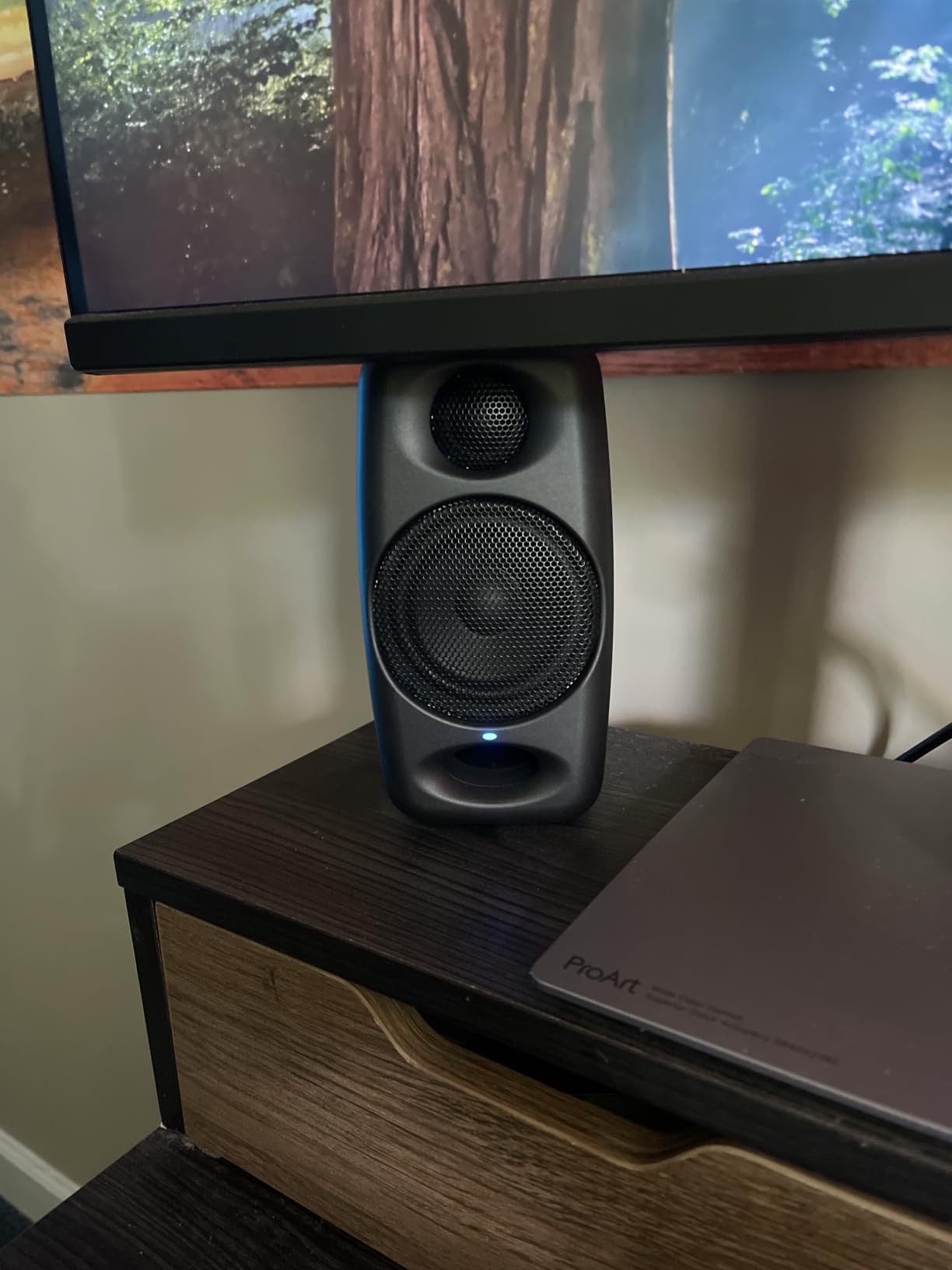 IK Multimedia iLoud Micro Monitor 50 watt Portable Wireless Bluetooth Studio Reference Monitors, Dual Speakers for Music Production, Mixing, Mastering, Composing, producing and DJs customer photo 2