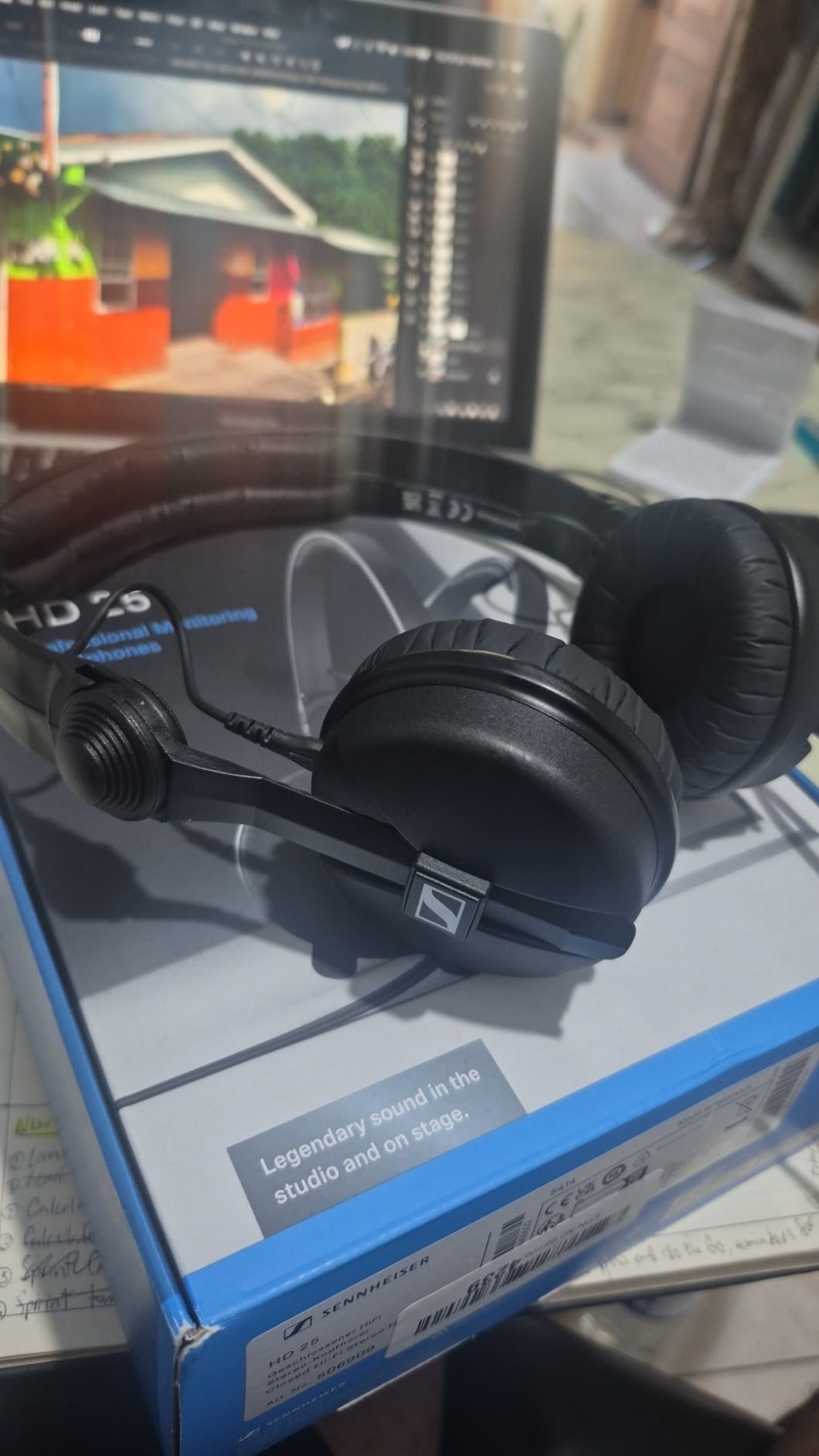 Sennheiser Pro Audio Professional HD 25 On-Ear DJ Headphones Black customer photo 2