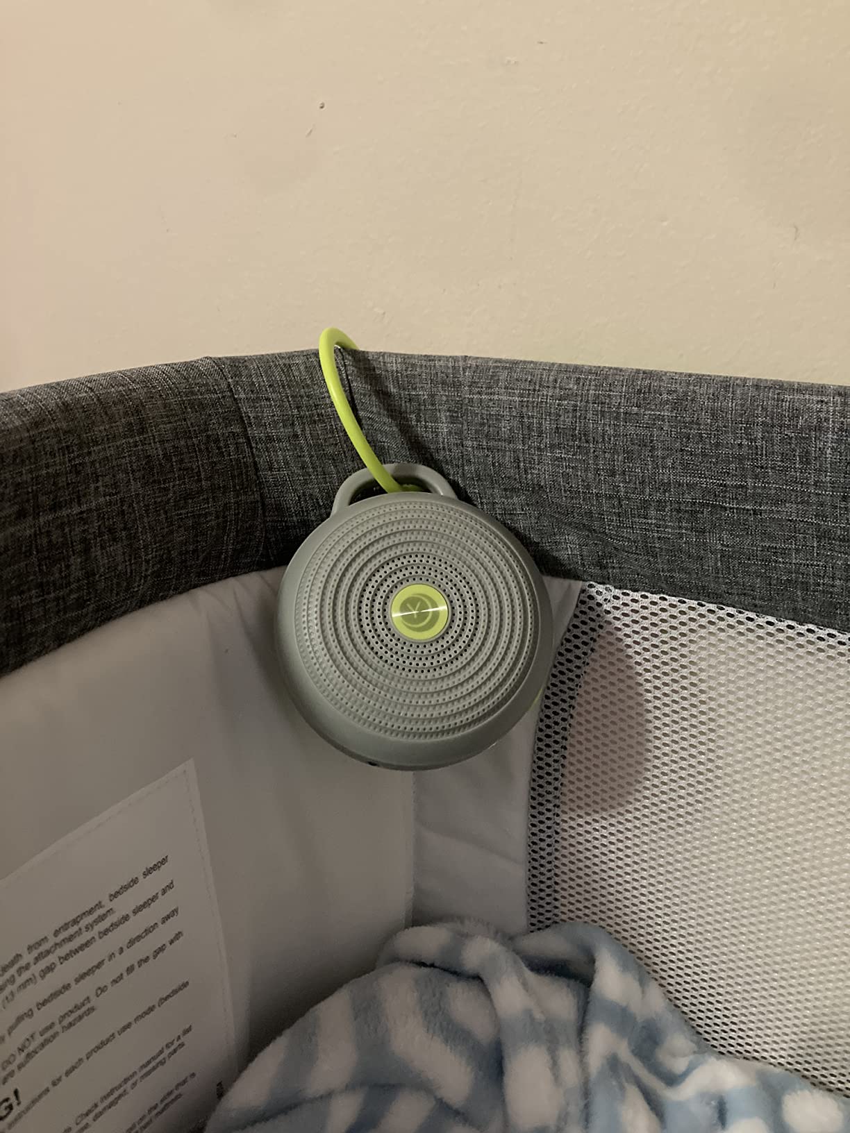 Yogasleep Hushh Portable White Noise Sound Machine for Baby, 3 Soothing Natural Sounds with Volume Control, Compact Size, Noise Canceling for Sleep Aid, Office Privacy, & Meditation, Registry Gift customer photo 1