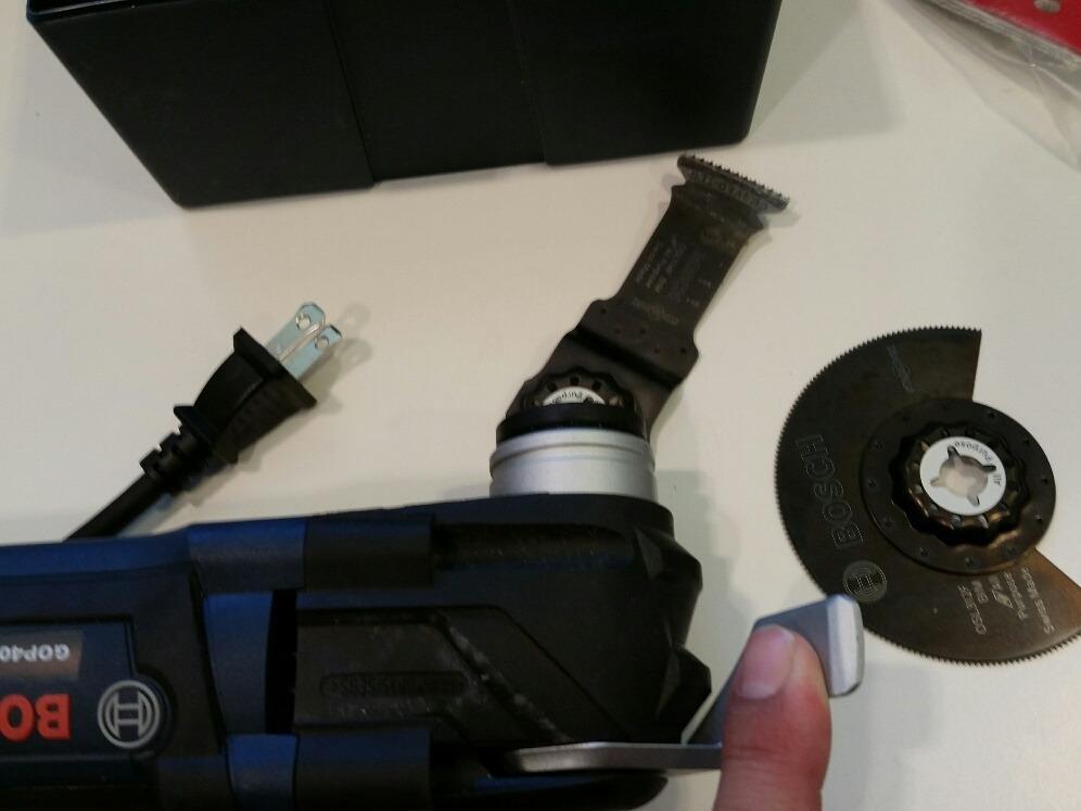 Bosch StarlockPlus Oscillating Multi-Tool Kit with Snap-In Blade Attachment GOP40-30B customer photo 2