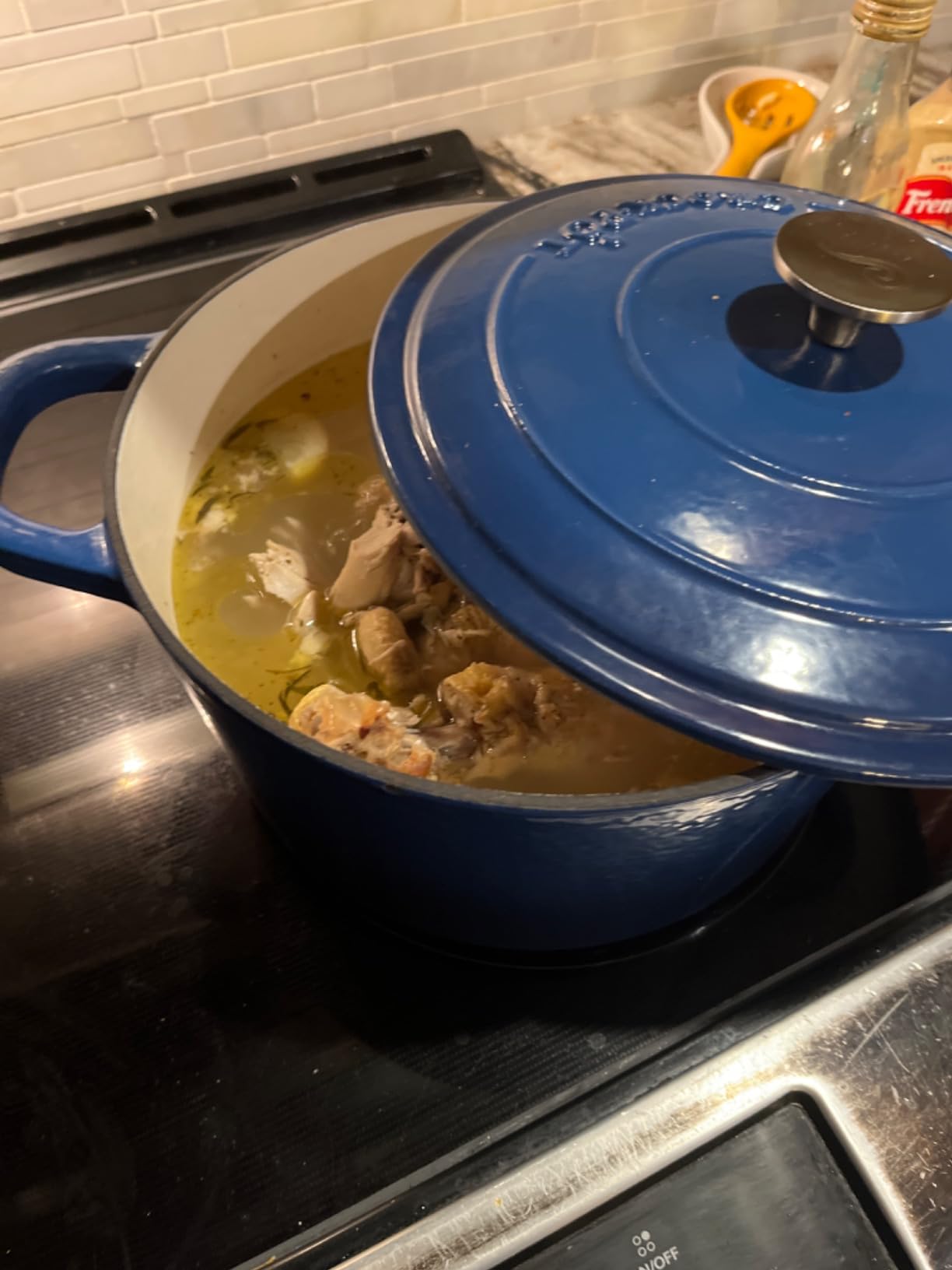 Crock-Pot Artisan 7-Quart Round Enameled Cast Iron Dutch Oven - Sapphire Blue, Durable Heavy-Duty Cookware for Slow Cooking, Baking, Roasting with Lid customer photo 1