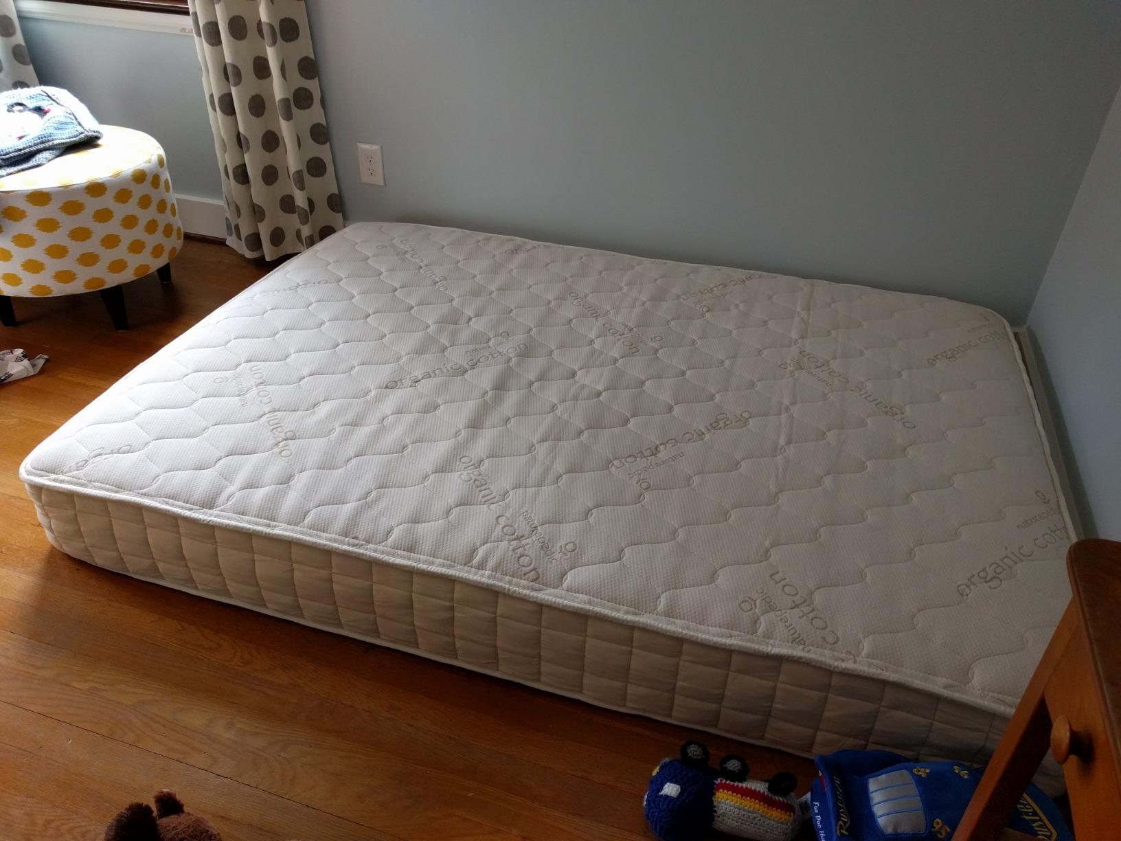 Naturepedic Verse Organic Kids Mattress - Full Firm With Encased Coil Layers - Quilted Sides - Universal Comfort for Trundle and Bunk Beds customer photo 2