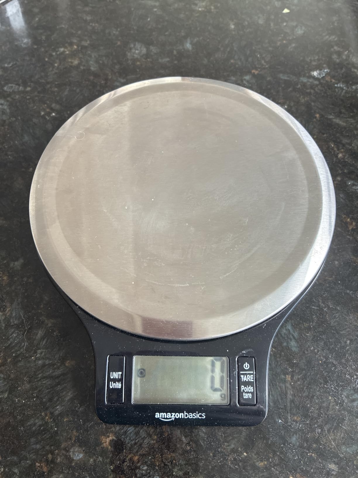 Amazon Basics Digital Kitchen Scale with LCD Display, Tare Function, Multiple Units, Weighs up to 11 Pounds, Batteries Included, Black and Stainless Steel customer photo 2