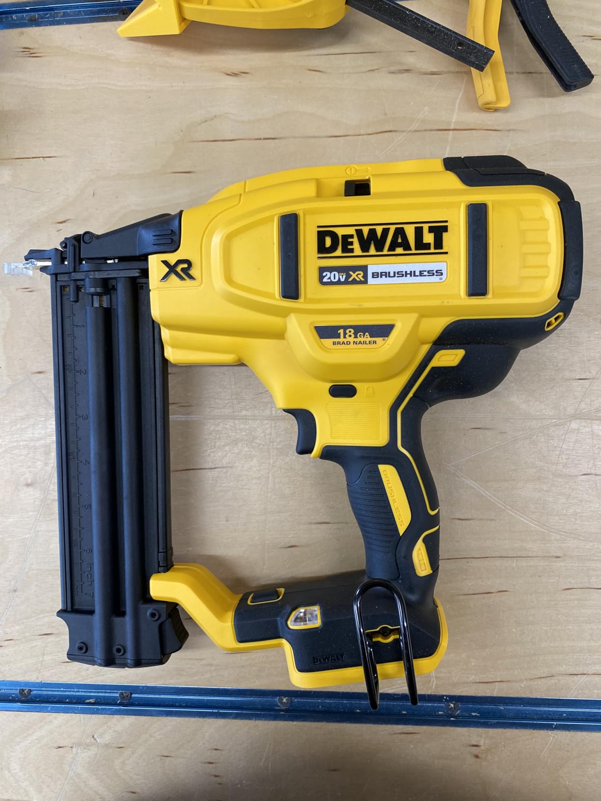 DEWALT DCN680B 20V MAX* XR 18 GA Cordless Brad Nailer (Tool Only) customer photo 1