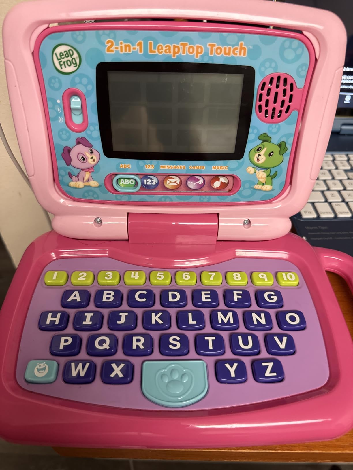 LeapFrog 2-in-1 LeapTop Touch customer photo 1