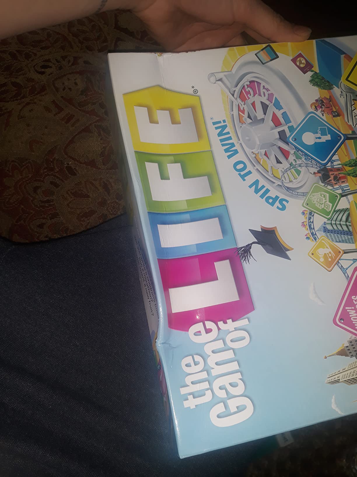Hasbro Gaming The Game of Life Board Game, Family Games for Kids Ages 8+, Includes 31 Careers, Family Board Games for 2-4 Players, (Amazon Exclusive) customer photo 2