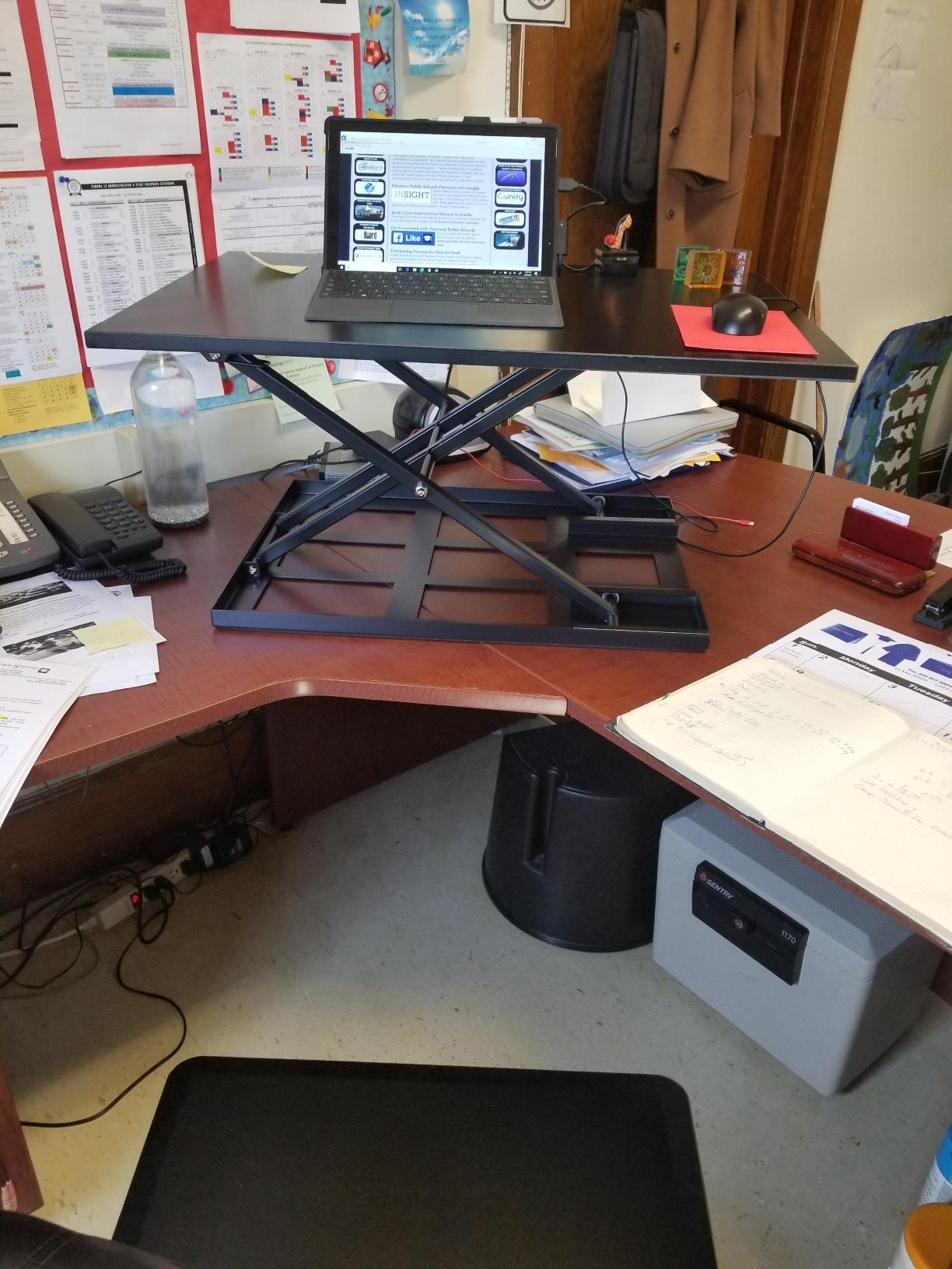 Mount-It! Standing Desk Converter 32
