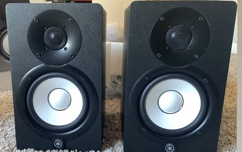 YAMAHA HS5 Powered Studio Monitor, Pair customer photo 1
