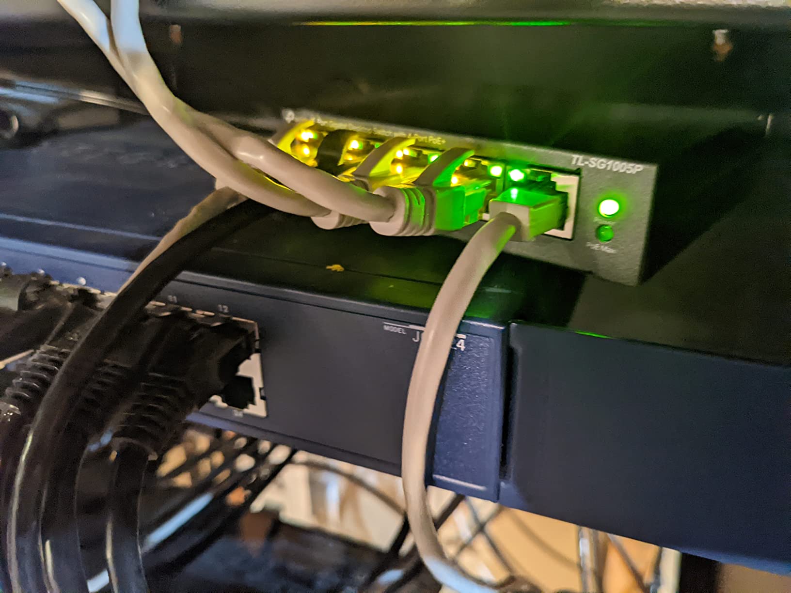 TP-Link TL-SG1005P, 5 Port Gigabit PoE Switch, 4 PoE+ Ports @65W, Desktop, Plug & Play, Sturdy Metal w/ Shielded Ports, Fanless, QoS & IGMP Snooping customer photo 1