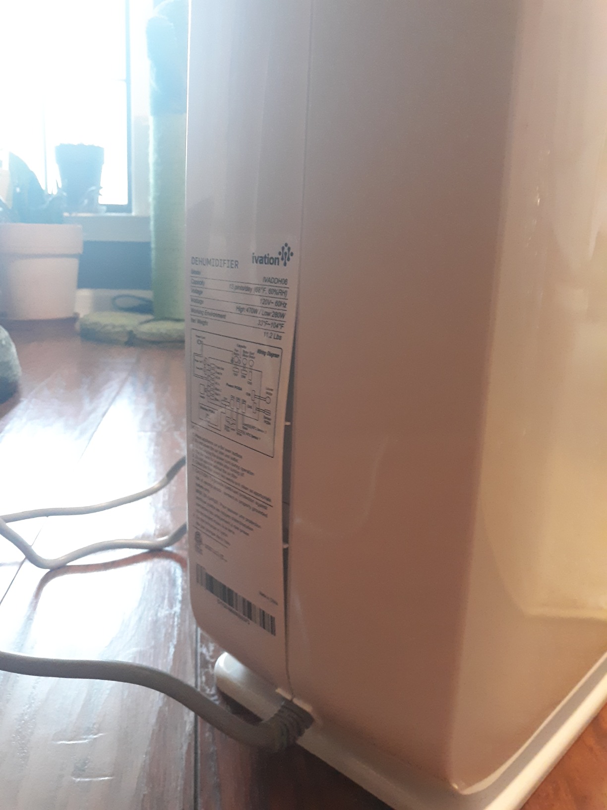 Ivation 13-Pint Small-Area Desiccant Dehumidifier Compact and Quiet - With Continuous Drain Hose for Smaller Spaces, Bathroom, Attic, Crawlspace and Closets - For Spaces Up To 270 Sq Ft, White customer photo 2