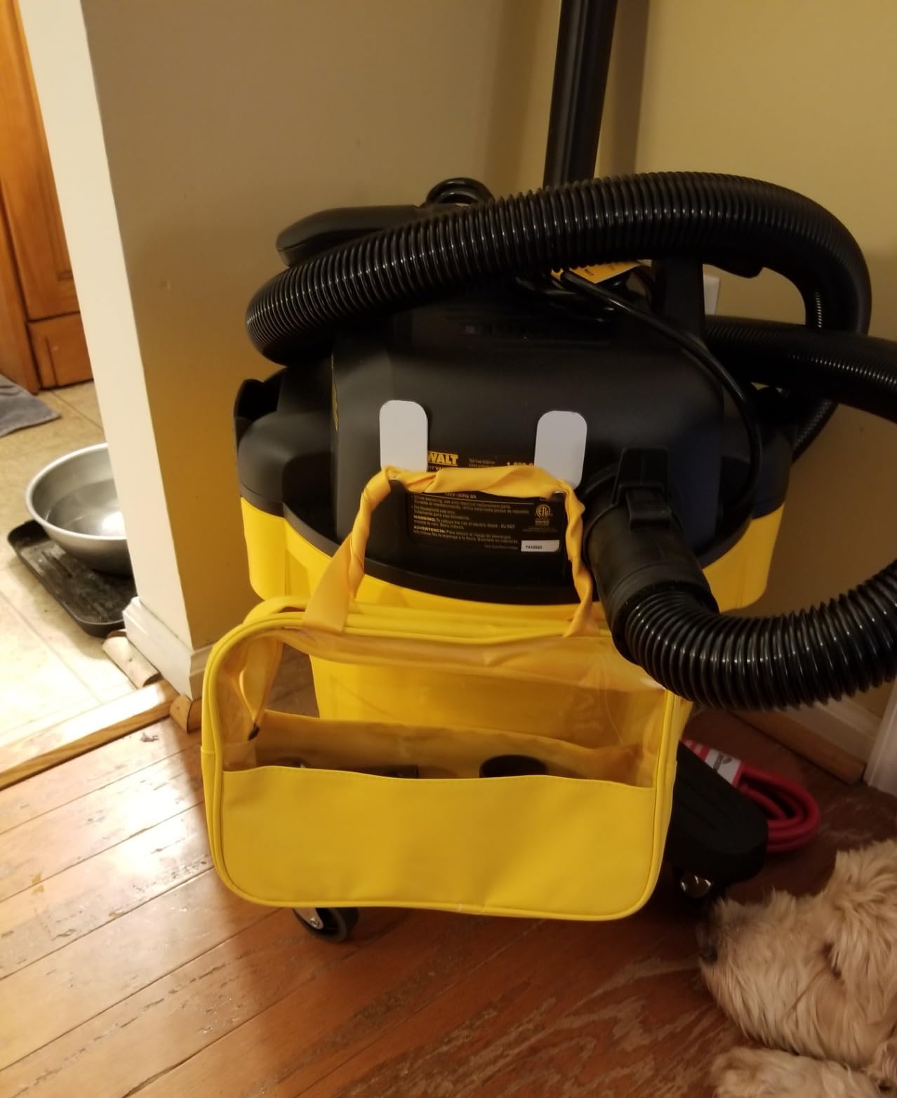 DEWALT Shop Vacuum 6 Gal 4 HP Poly Wet/Dry Vacuum with Blower DXV06P | Wet/Dry/Blower 3-in-1 Portable Poly Tank Shop Vacuum Rubberized Casters Easy Moving Ideal for Garage/Workshop/Jobsite customer photo 2
