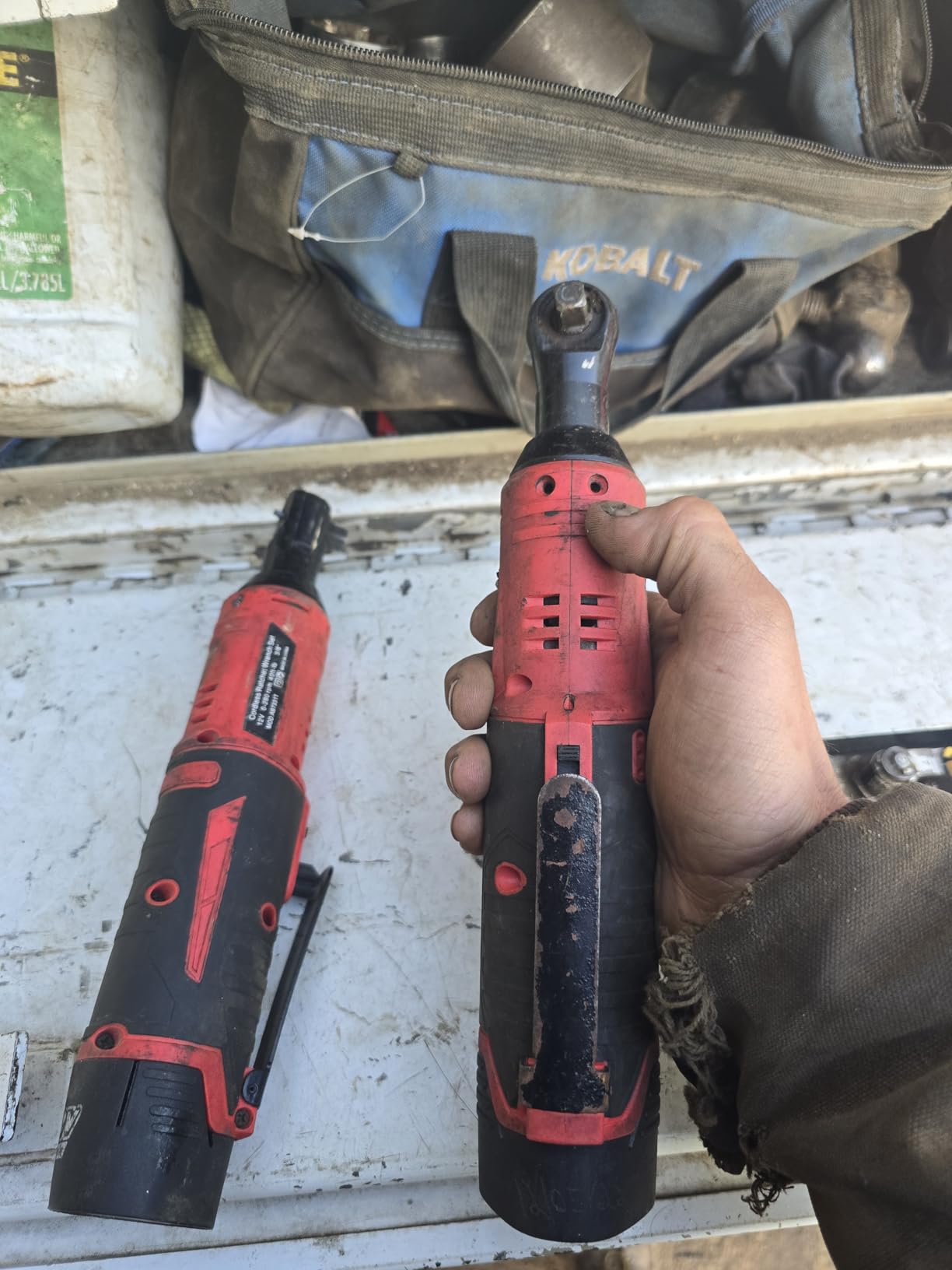 AOBEN Cordless Electric Ratchet Wrench Set, 3/8 inch 12V Power Ratchet Tool Kit With 2 Packs 2000mAh Lithium-Ion Battery And Charger customer photo 1
