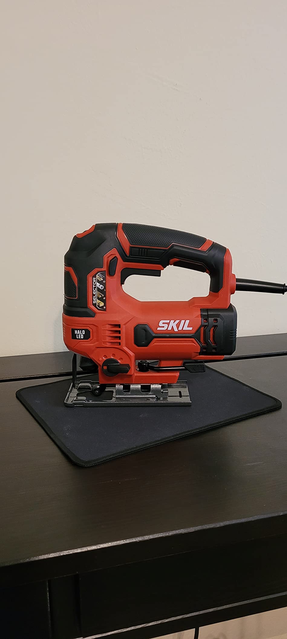 SKIL 6 Amp Corded Jig Saw with Tool-Free Blade Change - JS314901 customer photo 1