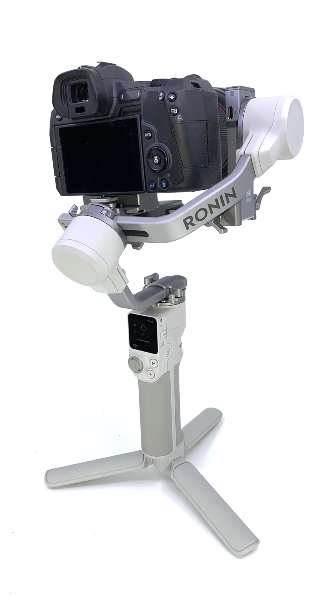 DJI RS 4 Mini, Gimbal Stabilizer for Camera, Canon/Sony/Nikon/Fujifilm | 3rd-Gen Native Vertical Shooting, 2nd-Gen Automated Axis Locks, Teflon Enhanced Balancing customer photo 1