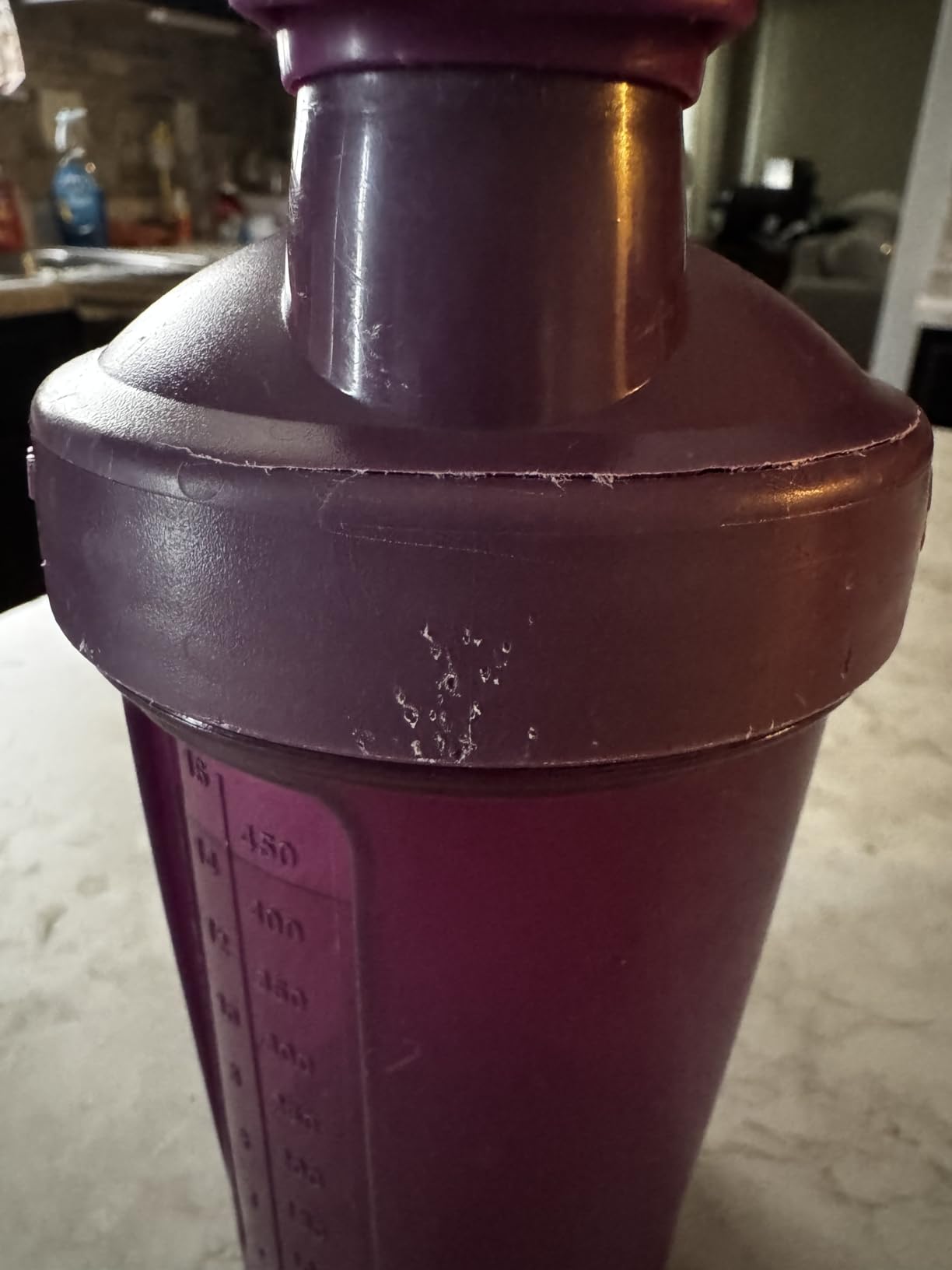 BlenderBottle SportMixer Shaker Bottle Perfect for Protein Shakes and Pre Workout, 20-Ounce, Plum customer photo 2