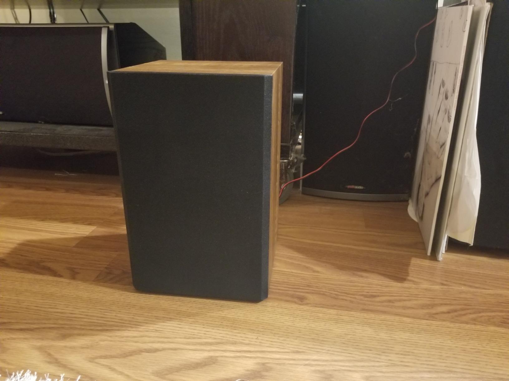 1 BY ONE Bluetooth Turntable HiFi System with 36 Watt Bookshelf Speakers | Patented Designed Vinyl Record Player with Magnetic Cartridge, Wireless Playback and Auto Off (Walnut) customer photo 1