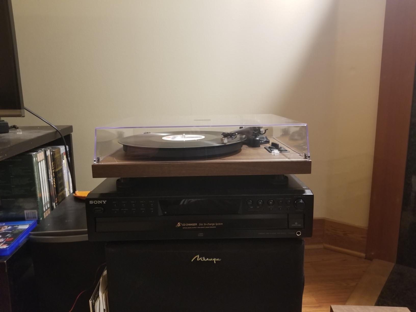 1 BY ONE Bluetooth Turntable HiFi System with 36 Watt Bookshelf Speakers | Patented Designed Vinyl Record Player with Magnetic Cartridge, Wireless Playback and Auto Off (Walnut) customer photo 2