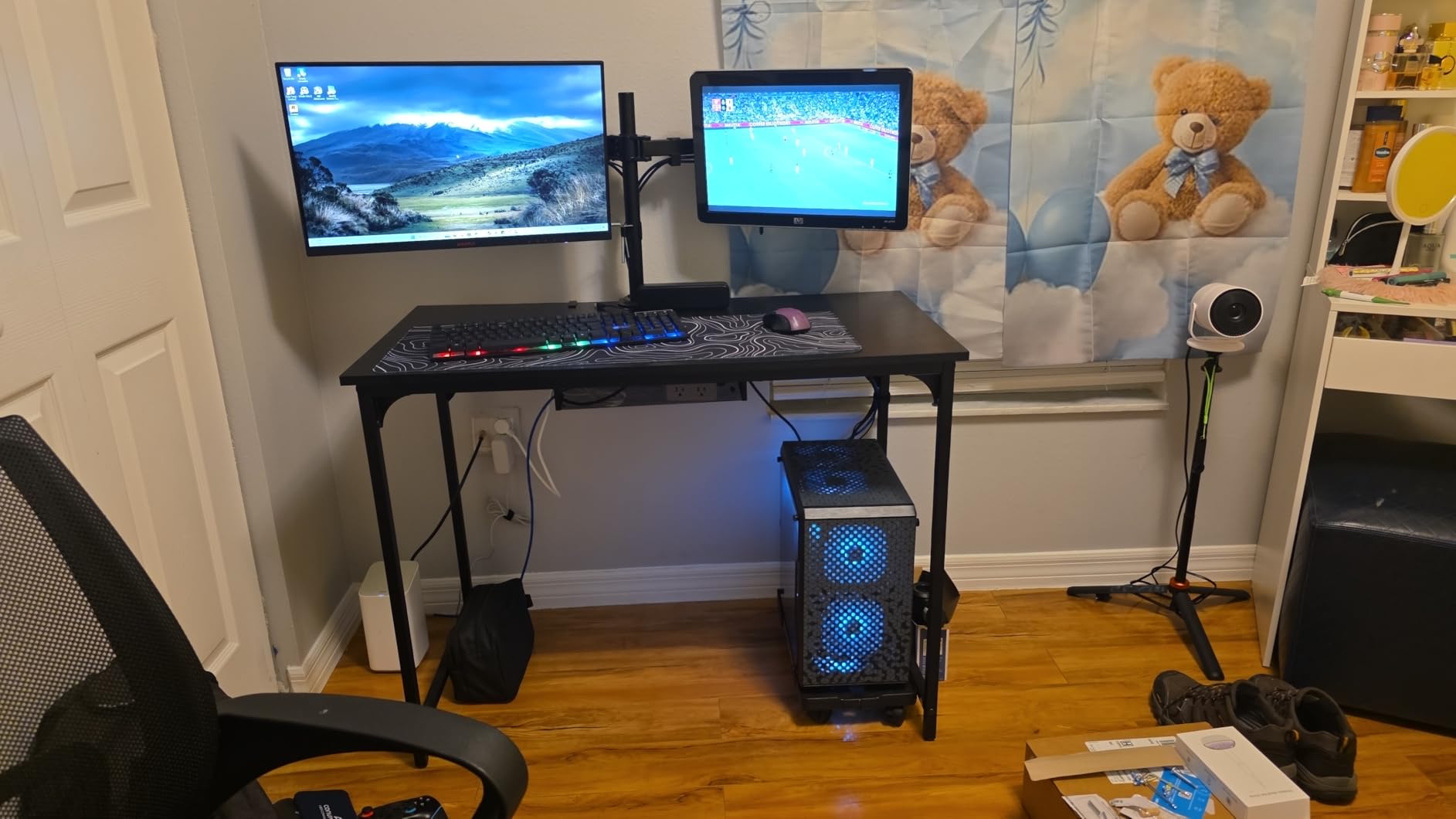 HUANUO Dual Monitor Mount for 2 Monitors up to 32 inches, Heavy Duty Dual Monitor Stand Holds up to 17.6lbs, Dual Monitor Arm with Height Adjustable Tilt Swivel Rotate, VESA Hole 75mm or 100mm customer photo 2