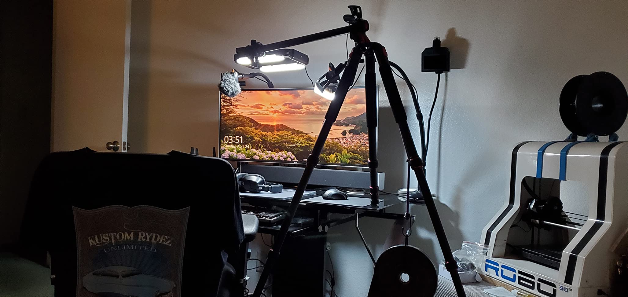 NEEWER 72 inch Camera Tripod Monopod with Center Column and Ball Head Aluminum, Arca Type QR Plate, Bag, Horizontal Tripod Overhead Camera Mount for DSLR Camera, Video Camcorder, Max Load 33lb customer photo 2