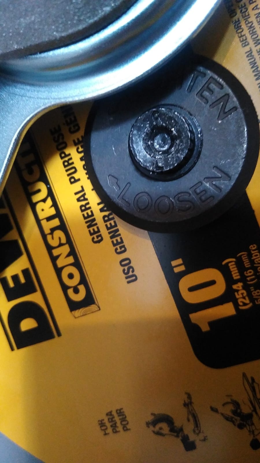 DEWALT Miter Saw, Single Bevel, Compound, 10-Inch, 15-Amp (DWS713) customer photo 1