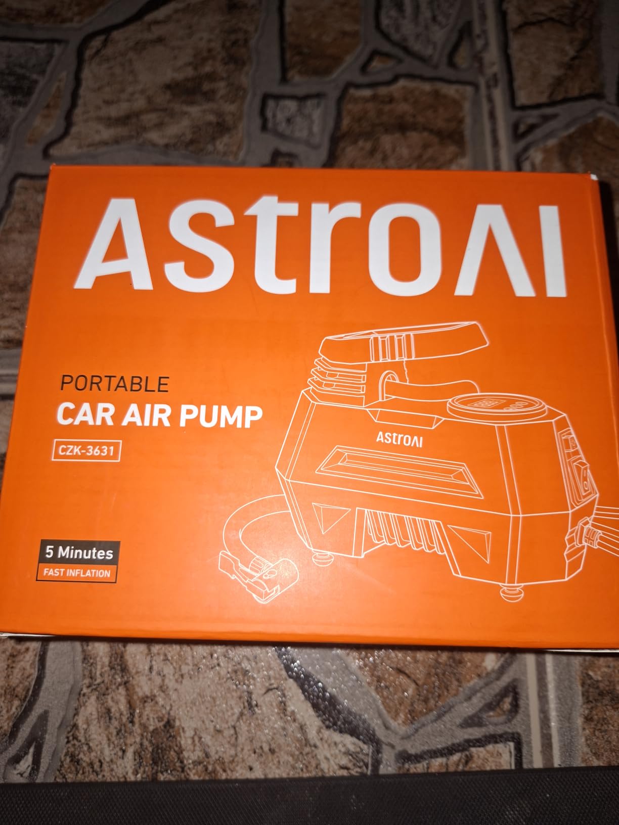 AstroAI AIRUN H Tire Inflator Portable Air Compressor, 12V DC Tire Inflator, Auto Shut-Off with Digital Pressure Gauge & LED Light, Fast Inflation for Car, Motorcycle, Bike Tires, 9.8Ft Cord customer photo 1