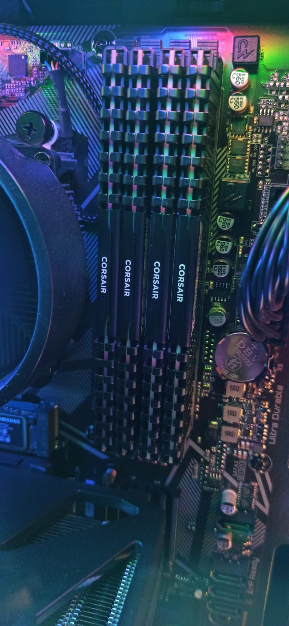 CORSAIR Vengeance LPX DDR4 RAM 16GB (2x8GB) 3200MHz CL16-20-20-38 1.35V Intel AMD Desktop Computer Memory - Black (CMK16GX4M2E3200C16) customer photo 1