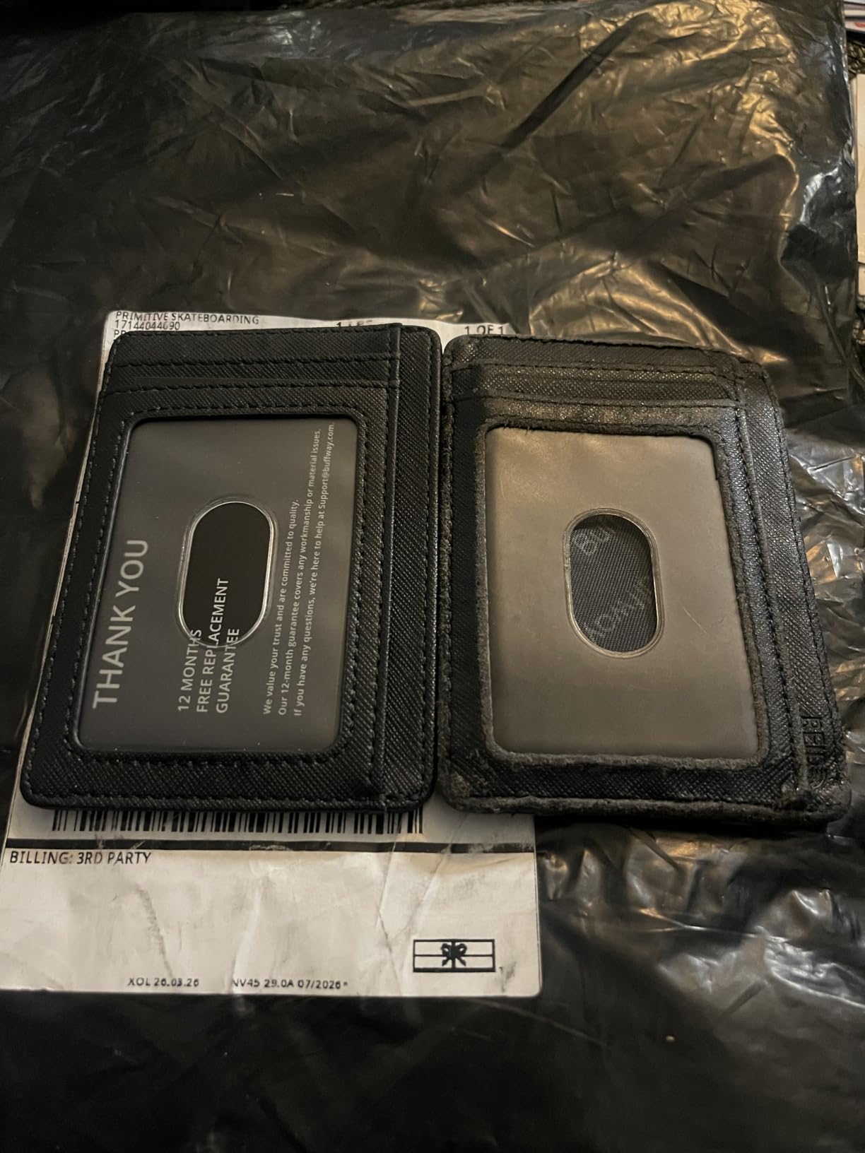 Buffway Slim Minimalist Front Pocket RFID Blocking Leather Wallets for Men and Women - Carbon Fiber Black customer photo 1