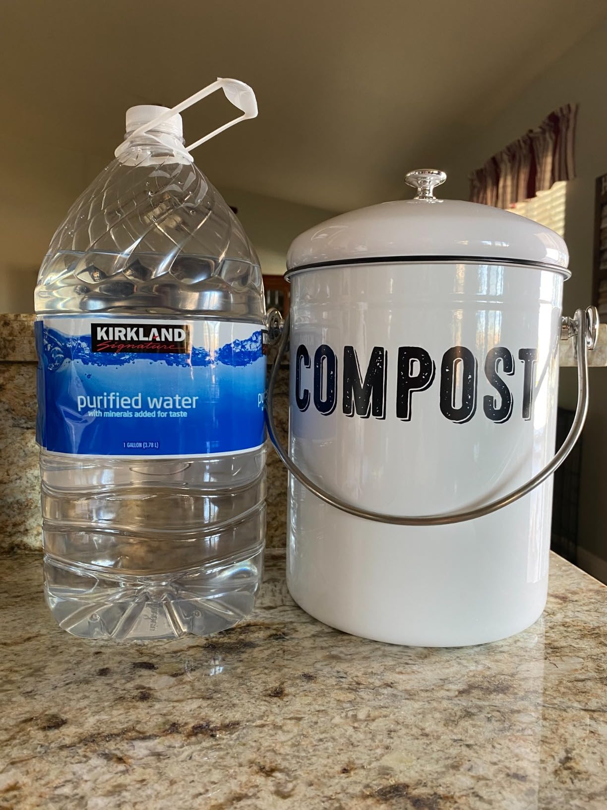 Granrosi Compost Bin Kitchen Counter, 1.3 Gallon Stainless Steel Countertop Composter Pail with Lid, Farmhouse Indoor Compost Bucket, Rust-Free Counter Top Bin with 3 Charcoal Filters, White Oval customer photo 2