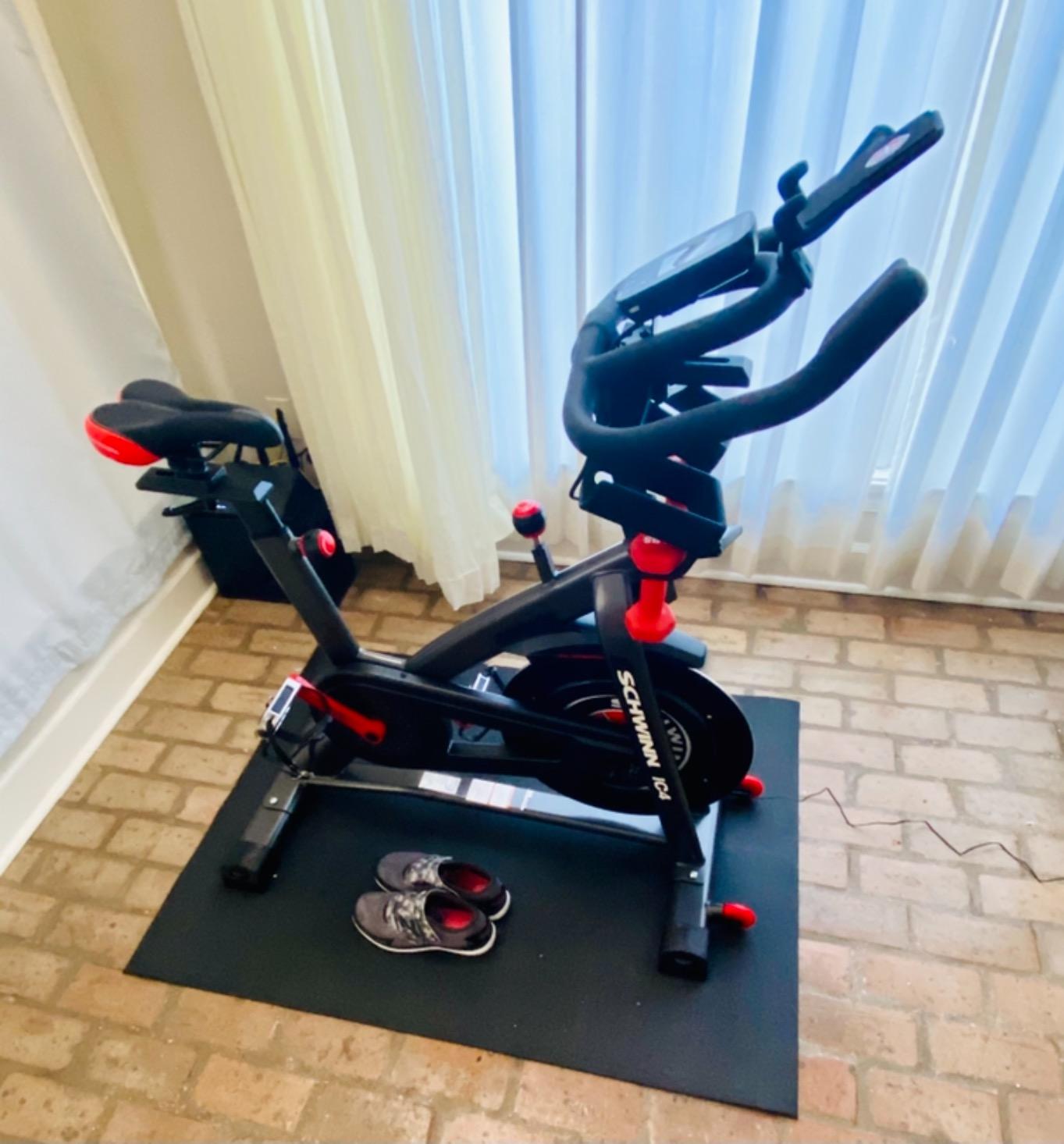 Schwinn Fitness IC Indoor Cycling Bike Series customer photo 2