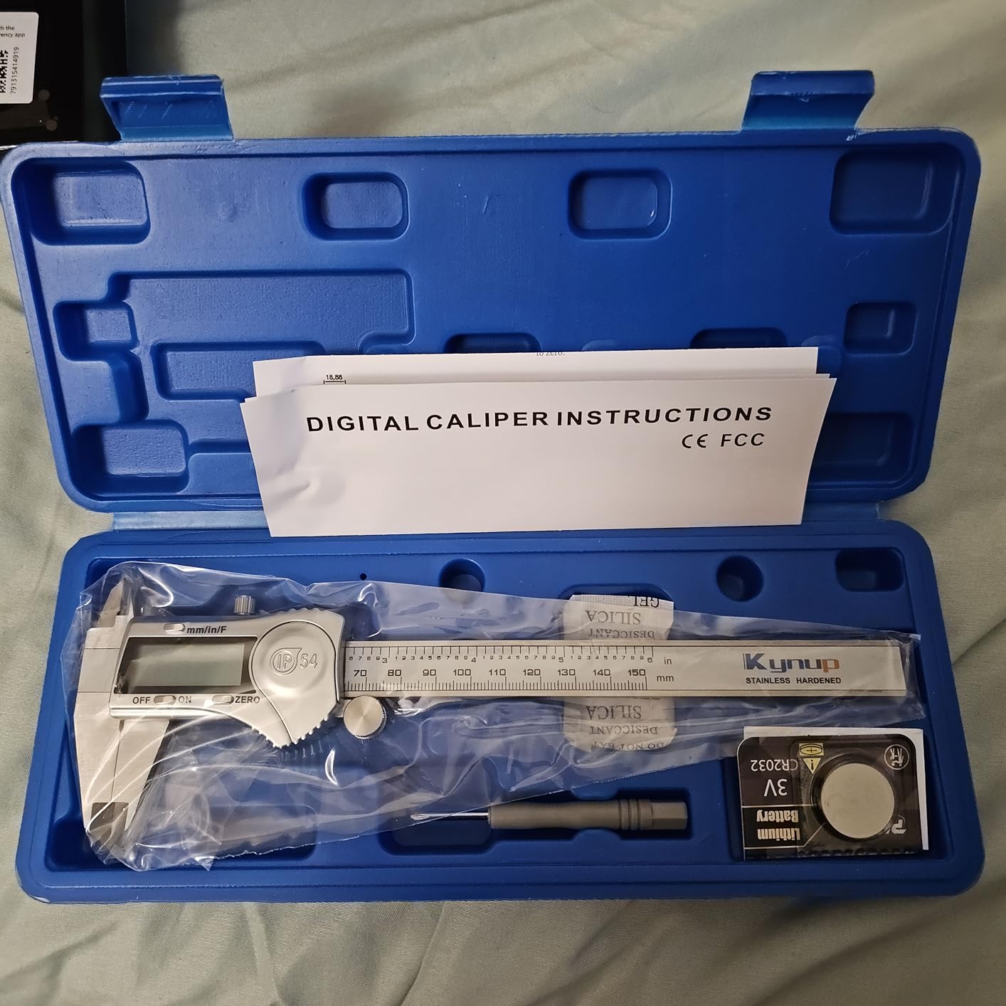 Kynup Digital Caliper 6 Inch Measuring Tool, Professional Stainless Steel Electronic Micrometer with Large LCD Screen, Vernier Caliper, Inch Metric Fraction Conversion, Auto-Off, IP54 Splash Proof customer photo 2