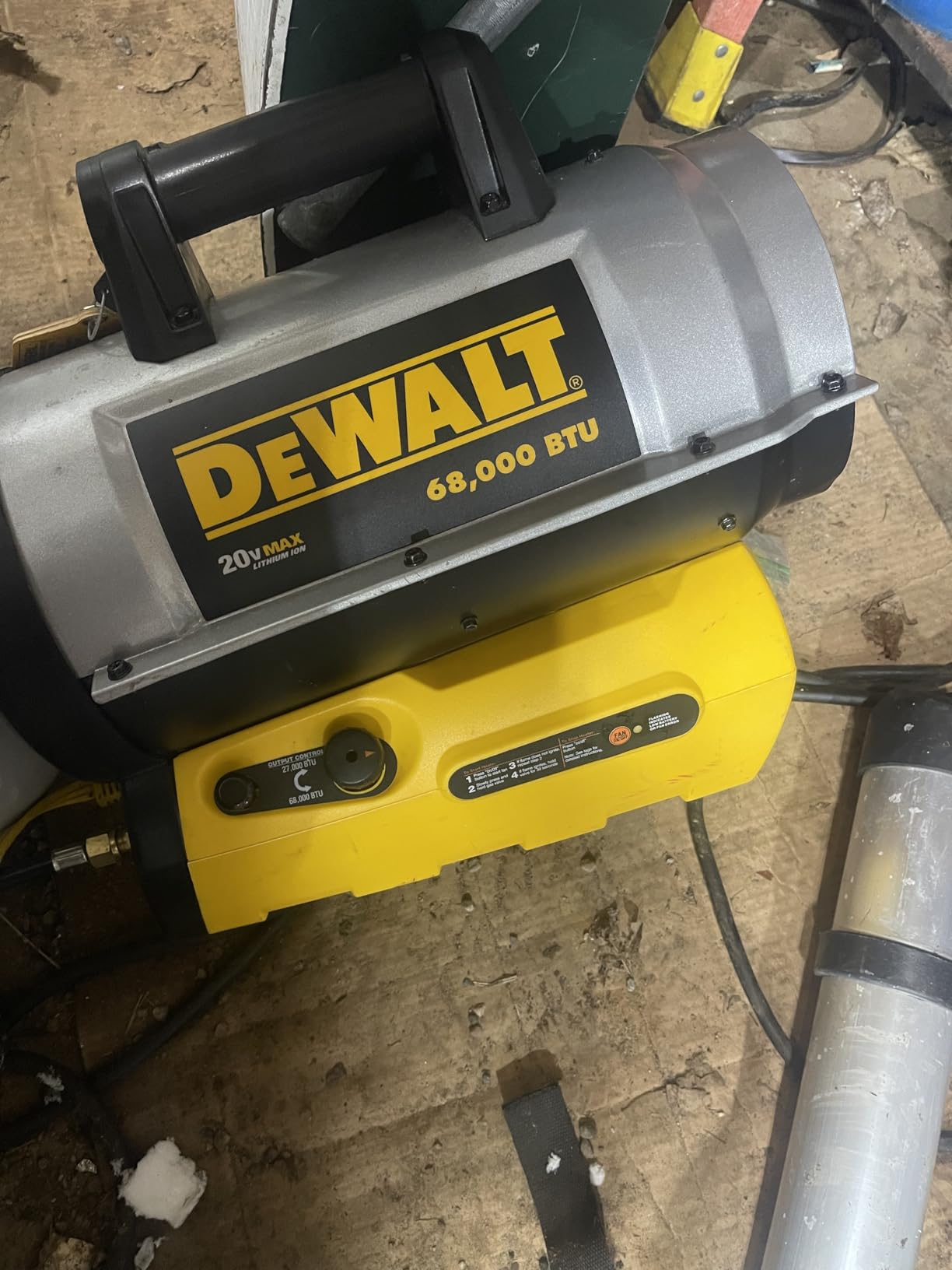 DEWALT 68000 BTU/H 1700 SQ FT Forced AIR Propane Heater customer photo 1