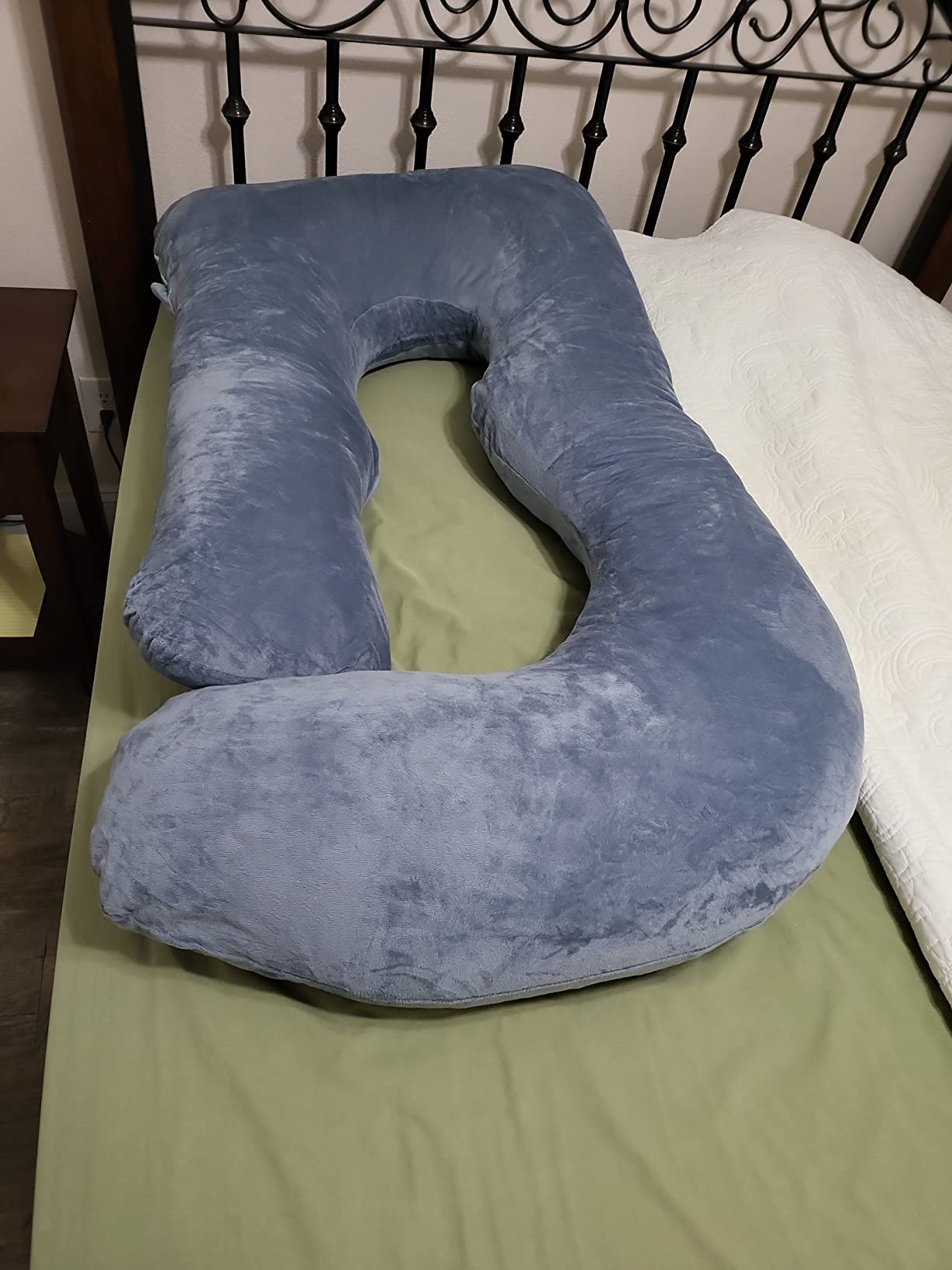 Chilling Home Pregnancy Pillow, U Shaped Full Body Maternity Pillow 58 inch, Pregnant Women Must Haves Pregnancy Pillows for Sleeping with Removable Cover customer photo 2