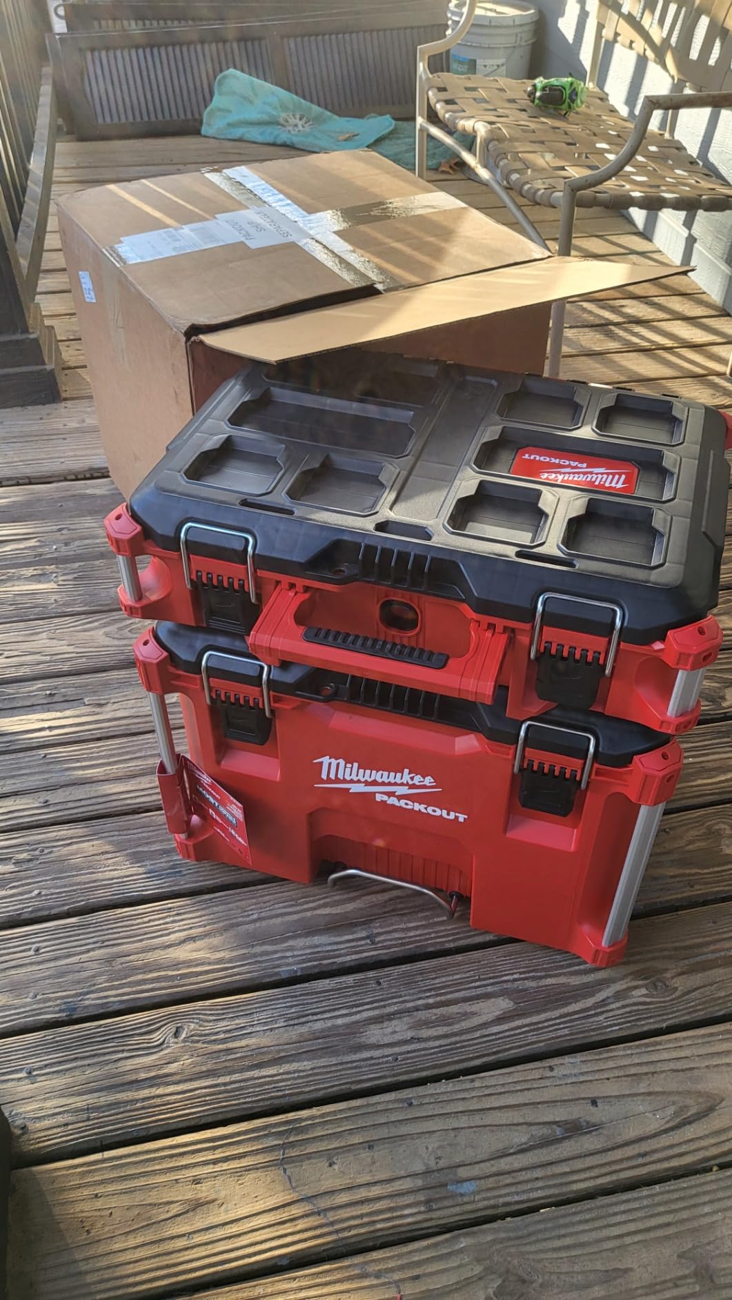Milwaukee Packout Rolling Modular Stackable Tool Box Storage System, Red customer photo 1