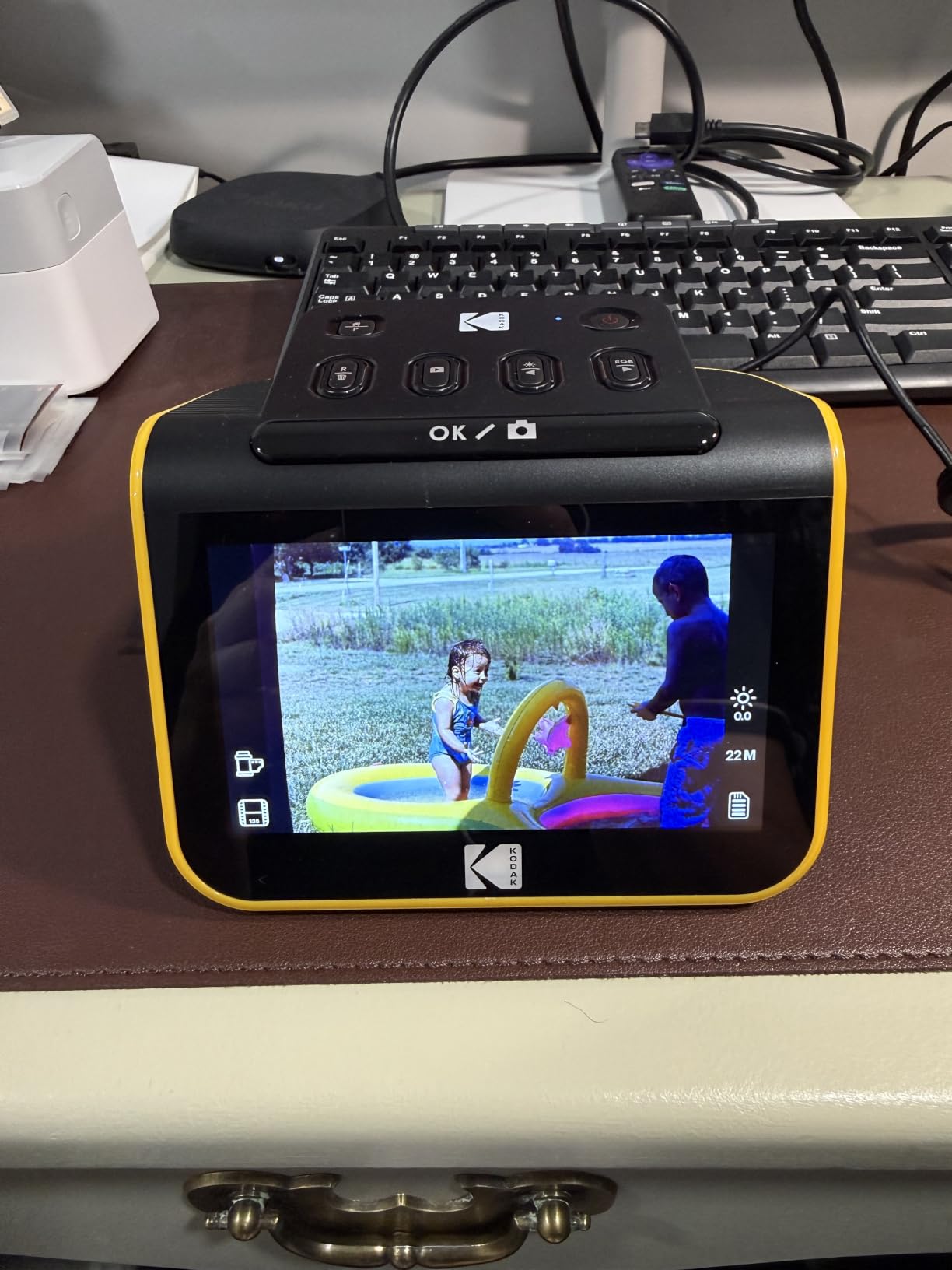KODAK Slide N SCAN Film & Slide Scanner Digitizer with 5
