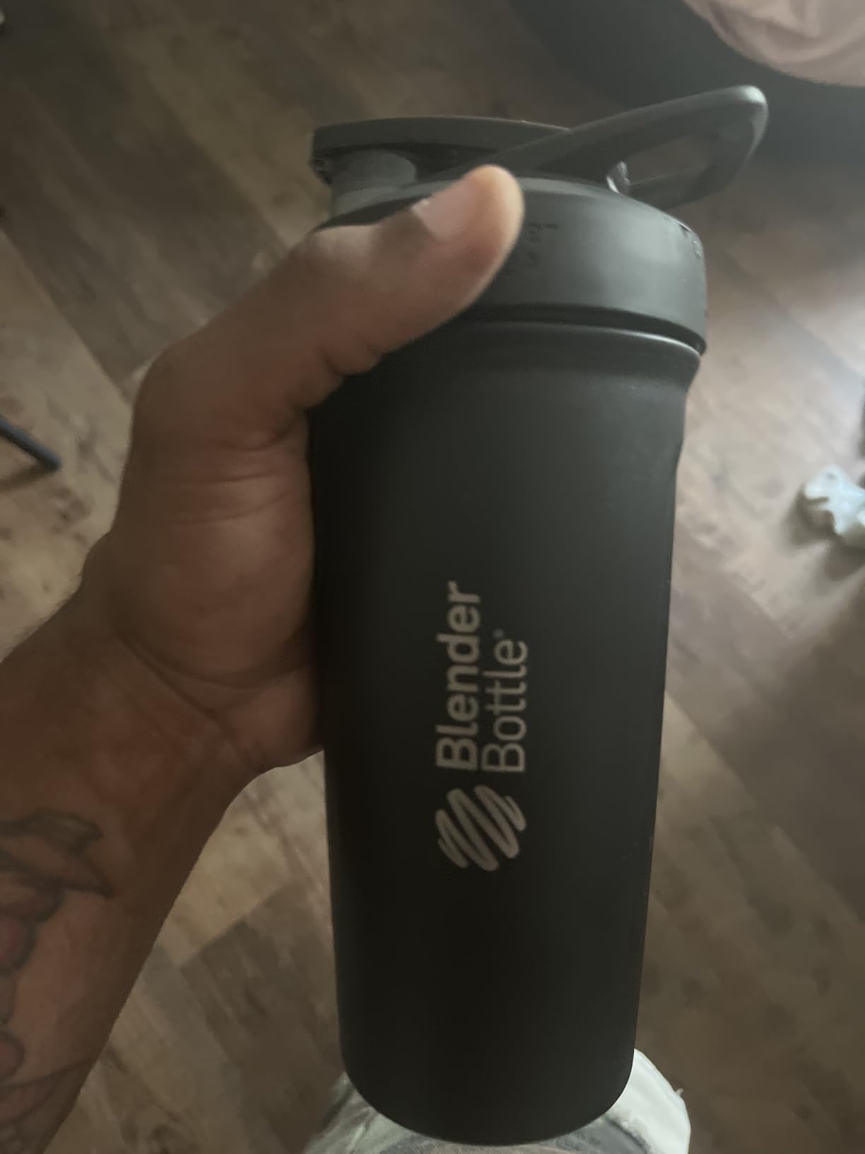 BlenderBottle Strada Shaker Cup Insulated Stainless Steel Water Bottle with Wire Whisk, 24-Ounce, Black customer photo 1