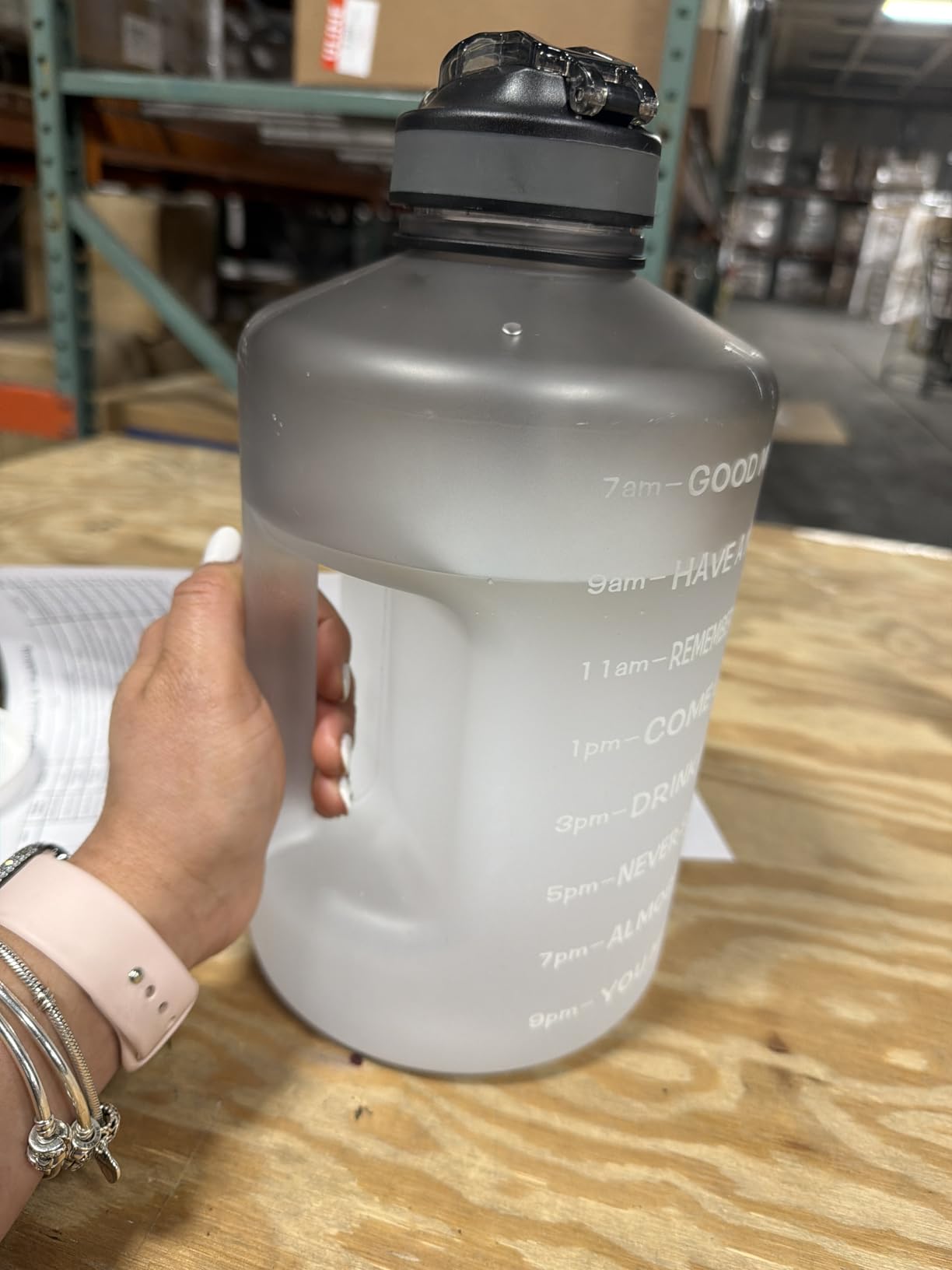 SLUXKE 1 Gallon Motivational Sports Water Bottle with Time Marker, BPA Free 128oz Leak Proof Jug, Black, Plastic, 128 ounces, Fitness, Sports, Outdoor Activities customer photo 1