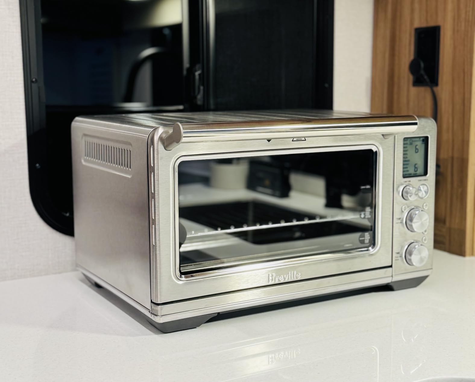 Breville BOV860BSS Smart Oven Air Fryer, Brushed Stainless Steel customer photo 2