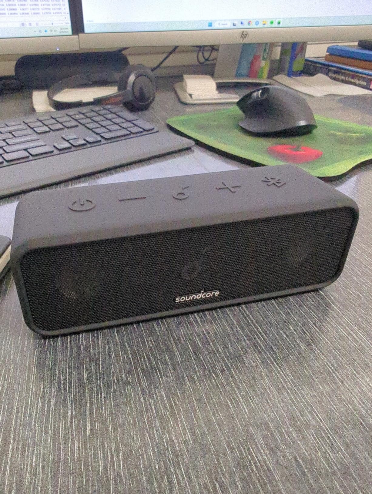 Soundcore Anker 3 Portable Bluetooth Speaker, IPX7 Waterproof, 24H Playtime | PartyCast, BassUp, Custom EQ App, Pure Titanium Diaphragm Drivers - for Home, Shower, Outdoor, and Beach customer photo 1