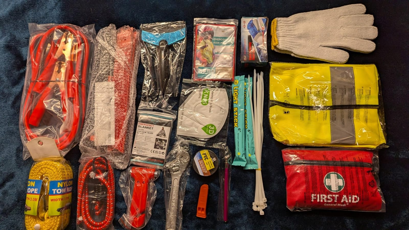 General Medi 127-Pieces Roadside Car Emergency Kit Include Mini First Aid Kit, Jumper Cables, Tow Rope, Bandage, Safety Vest, Emergency Triangle, All in One Pack customer photo 1