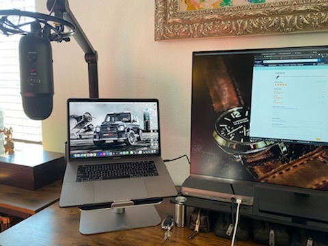 Samsung TU872 Series 32-Inch Viewfinity 4K UHD (3840x2160) Computer Monitor, Thunderbolt 3 Daisy Chain, HDMI, Display Port, Height Adjustable Stand, 3 Yr WRNTY (LF32TU872VNXGO) customer photo 1