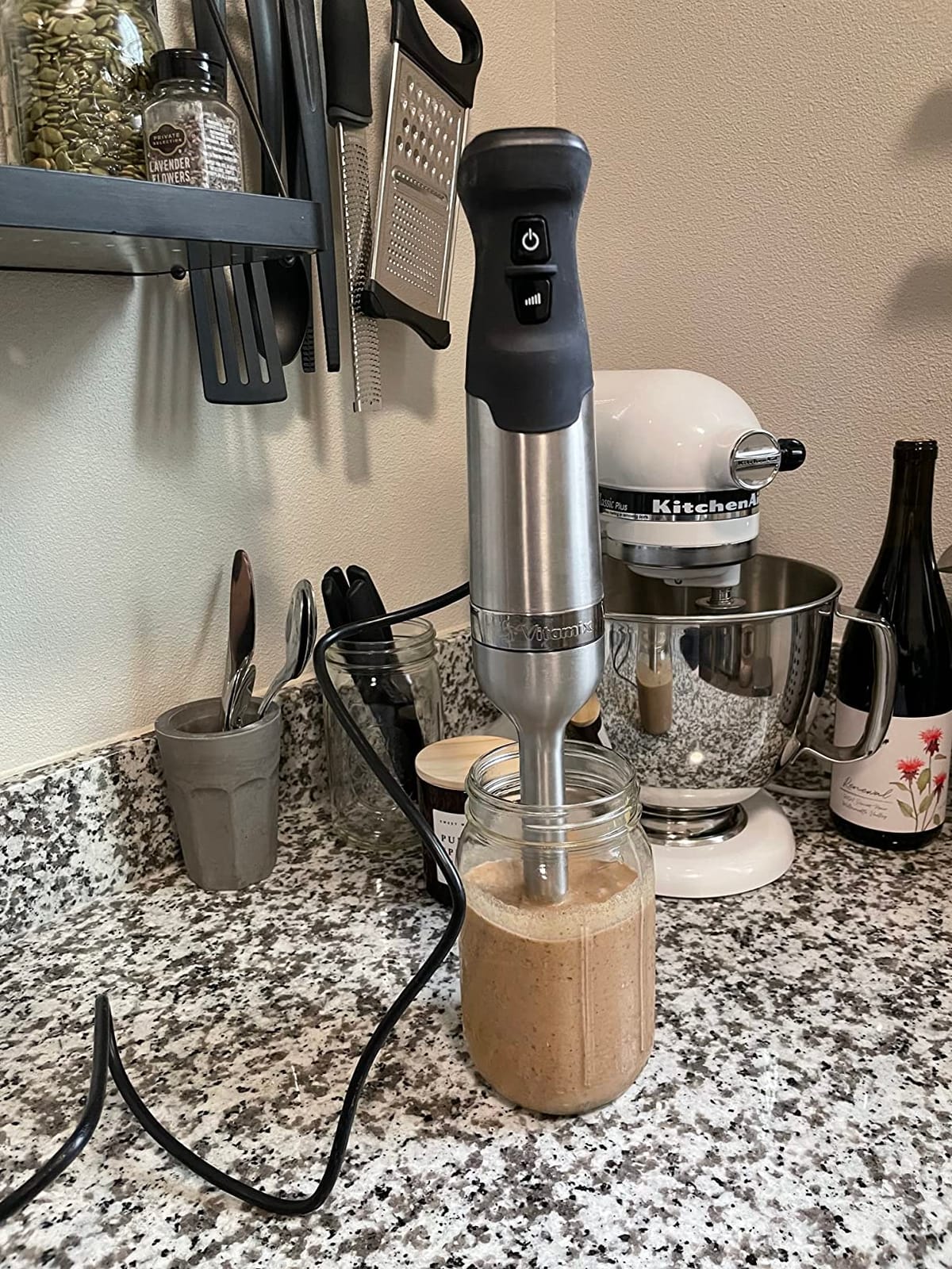 Vitamix 5-Speed Immersion Blender, Professional-Grade Hand Blender with 625-Watt Motor and Stainless-Steel Blade, Stainless Steel/Black customer photo 1
