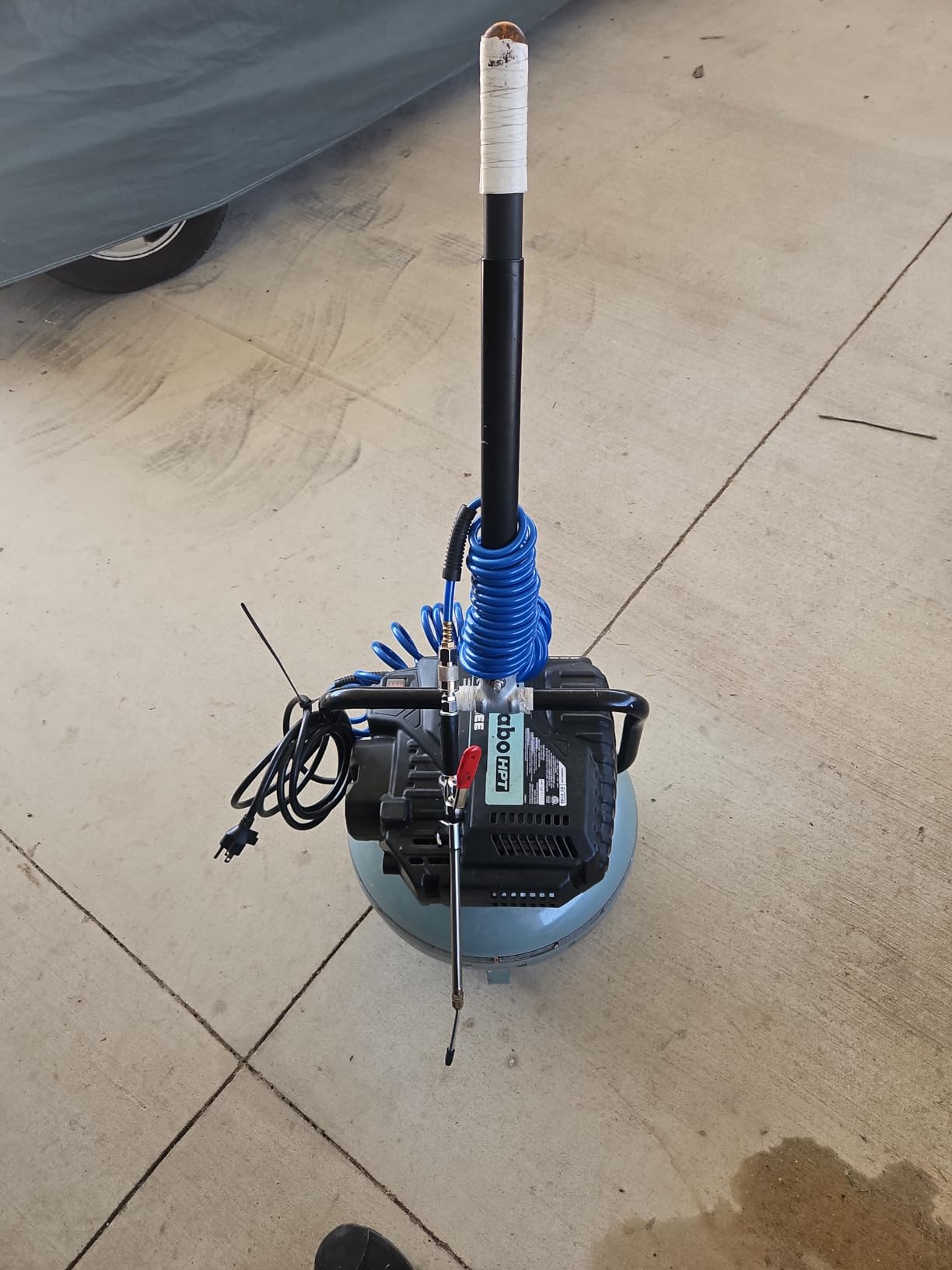 Metabo HPT Portable Pancake Air Compressor, 6 Gallon 200 PSI, EC914S | 4 CFM Flow Rate, Powers Multiple Framing Siding Roofing Nailers Brad Guns Simultaneously, Job-Site Ready customer photo 1