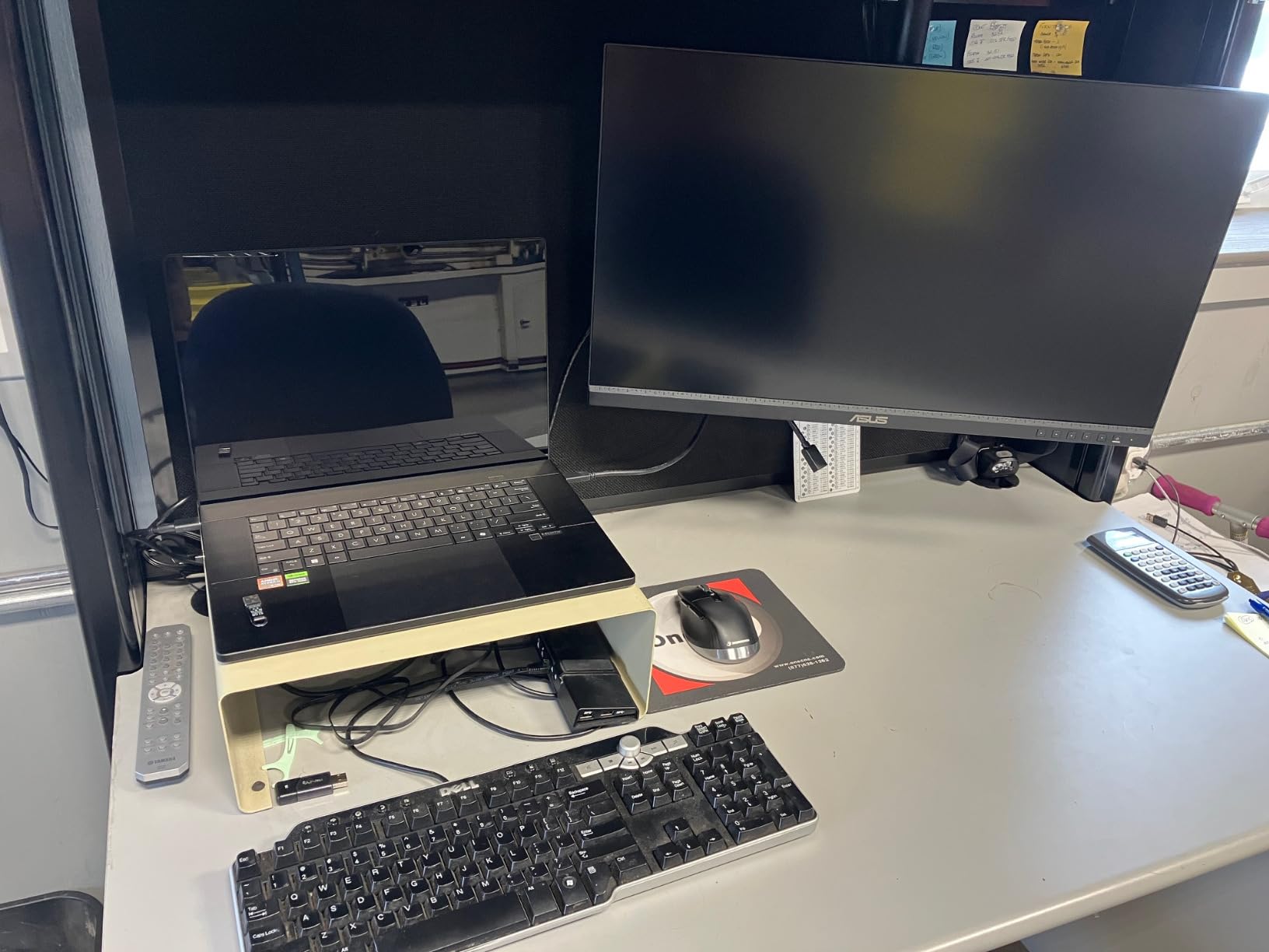ASUS ProArt PA279CV 27-Inch 4K UHD USB-C Calman Verified Professional Monitor customer photo 1