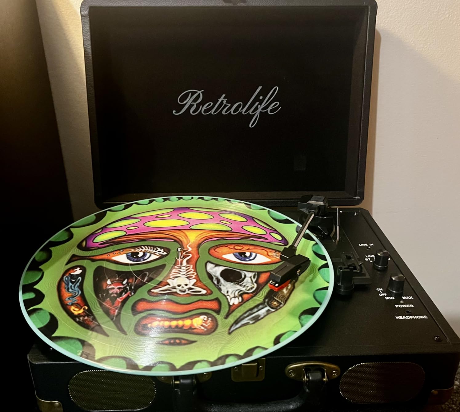 Retrolife Vinyl Record Player with Speakers, Bluetooth Vinyl Player-Black | Portable, 3-Speed BT Turntable, Belt-Driven, RCA Line Out & Headphone Jack, Auto Stop, Plays 7/10/12