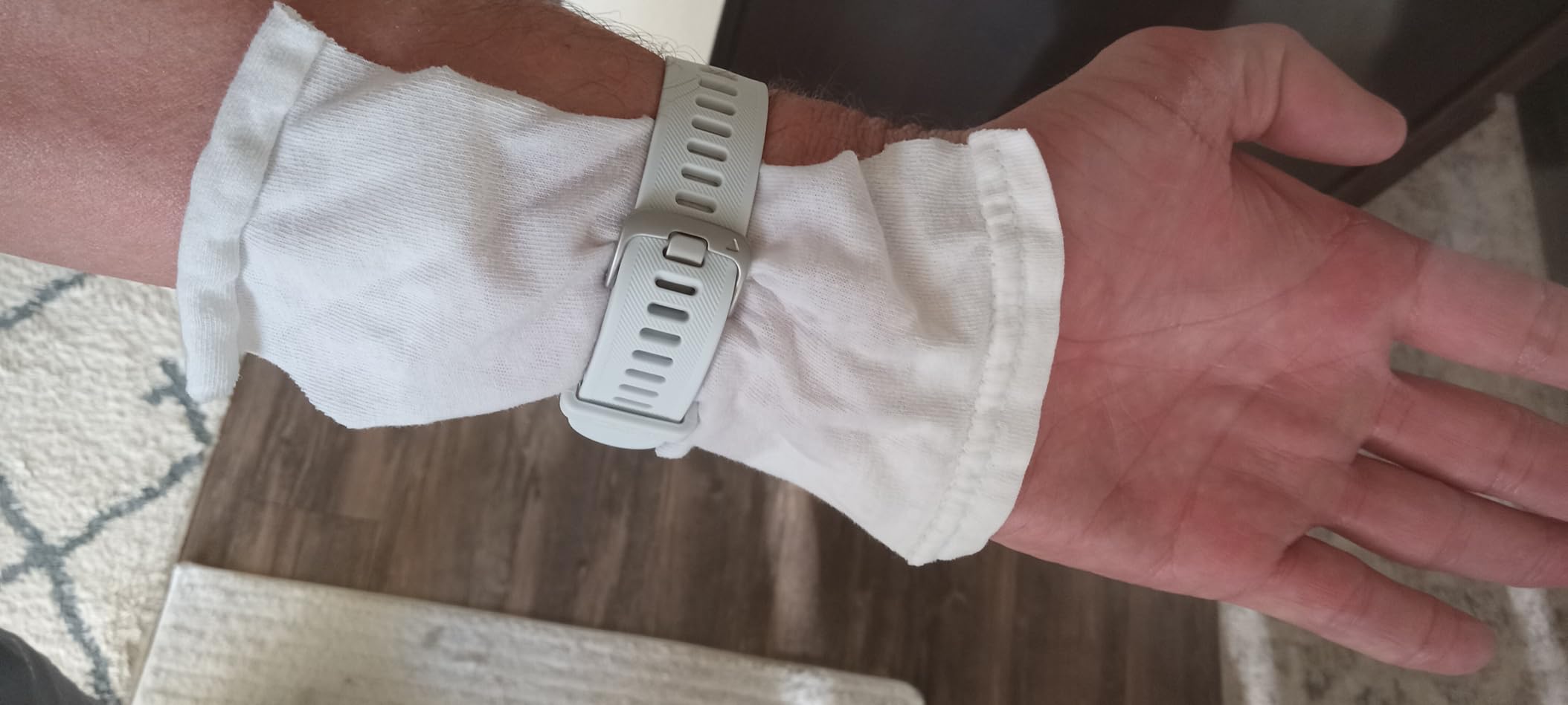 Garmin Forerunner 55, GPS Running Watch with Daily Suggested Workouts, Up to 2 Weeks of Battery Life, Aqua customer photo 2