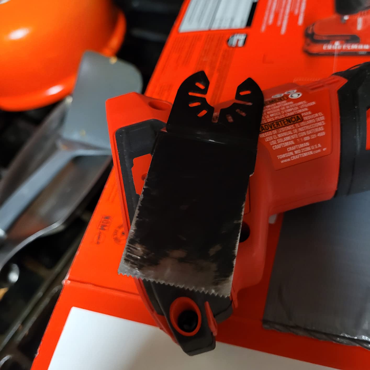 CRAFTSMAN V20 Cordless Oscillating Tool Kit Multi-Tool with Blades, Sand Paper, Battery and Charger Included (CMCE501D1) customer photo 1