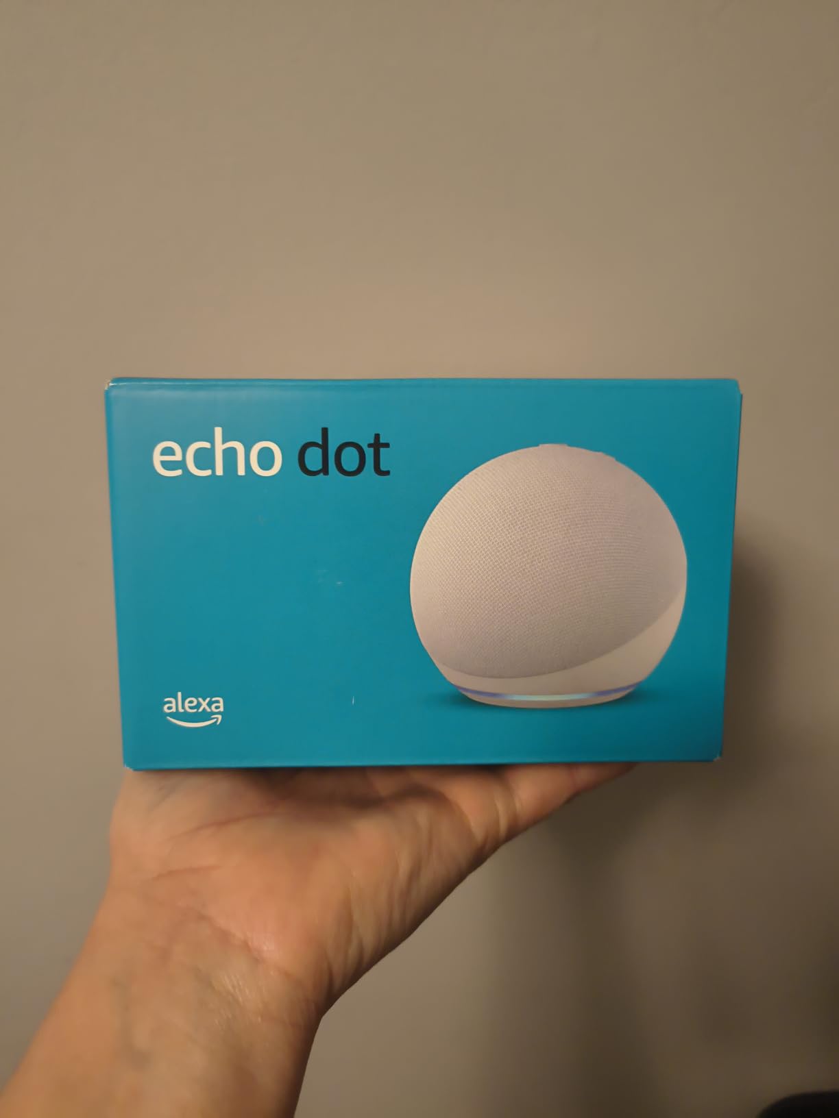 Amazon Echo Dot (newest model) - Vibrant sounding speaker, Designed for Alexa+, Great for bedrooms, dining rooms and offices, Charcoal customer photo 1